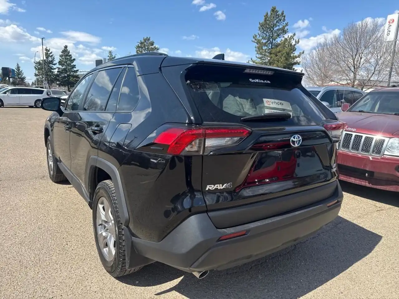 Toyota RAV 4 снимка Toyota RAV 4