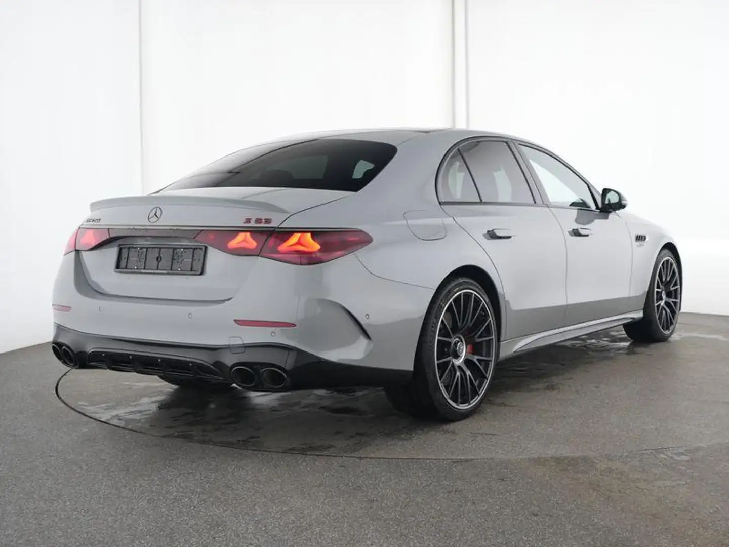 Mercedes-Benz E 53 AMG Berline HYBRID 4MATIC+ | Panoramisch Dak | Night P Gris - 2