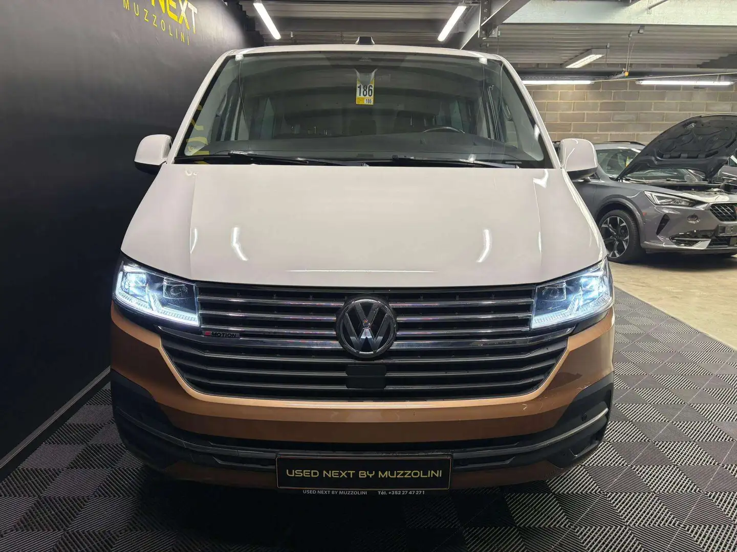 Volkswagen T6 Multivan Comfortline 4Motion 2.0 TDi 199 DSG Brun - 2