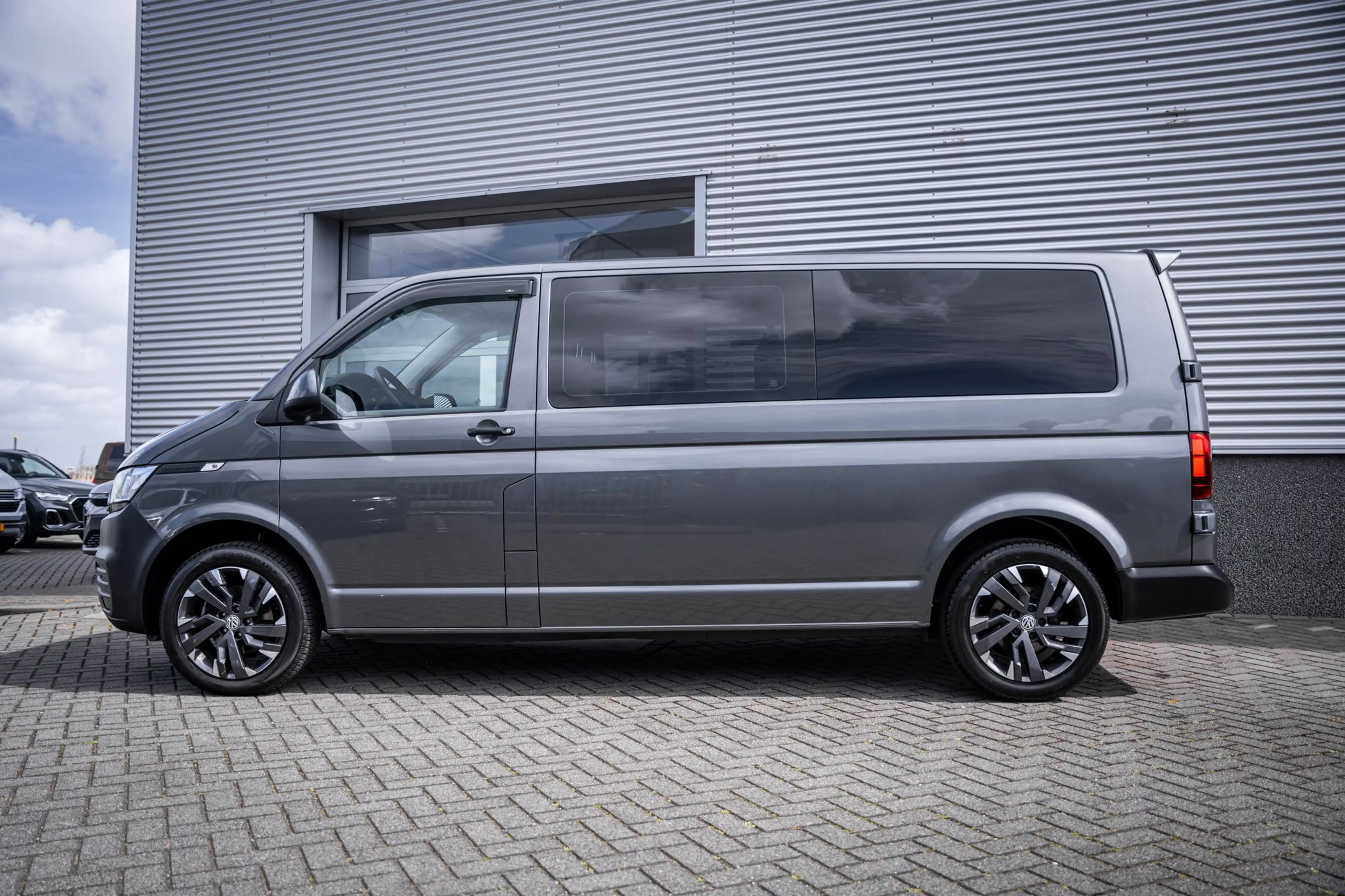 Volkswagen Transporter 2.0 TDI L2H1 30 DC | Carplay | Dubbele Cabine | Cr — photo 2
