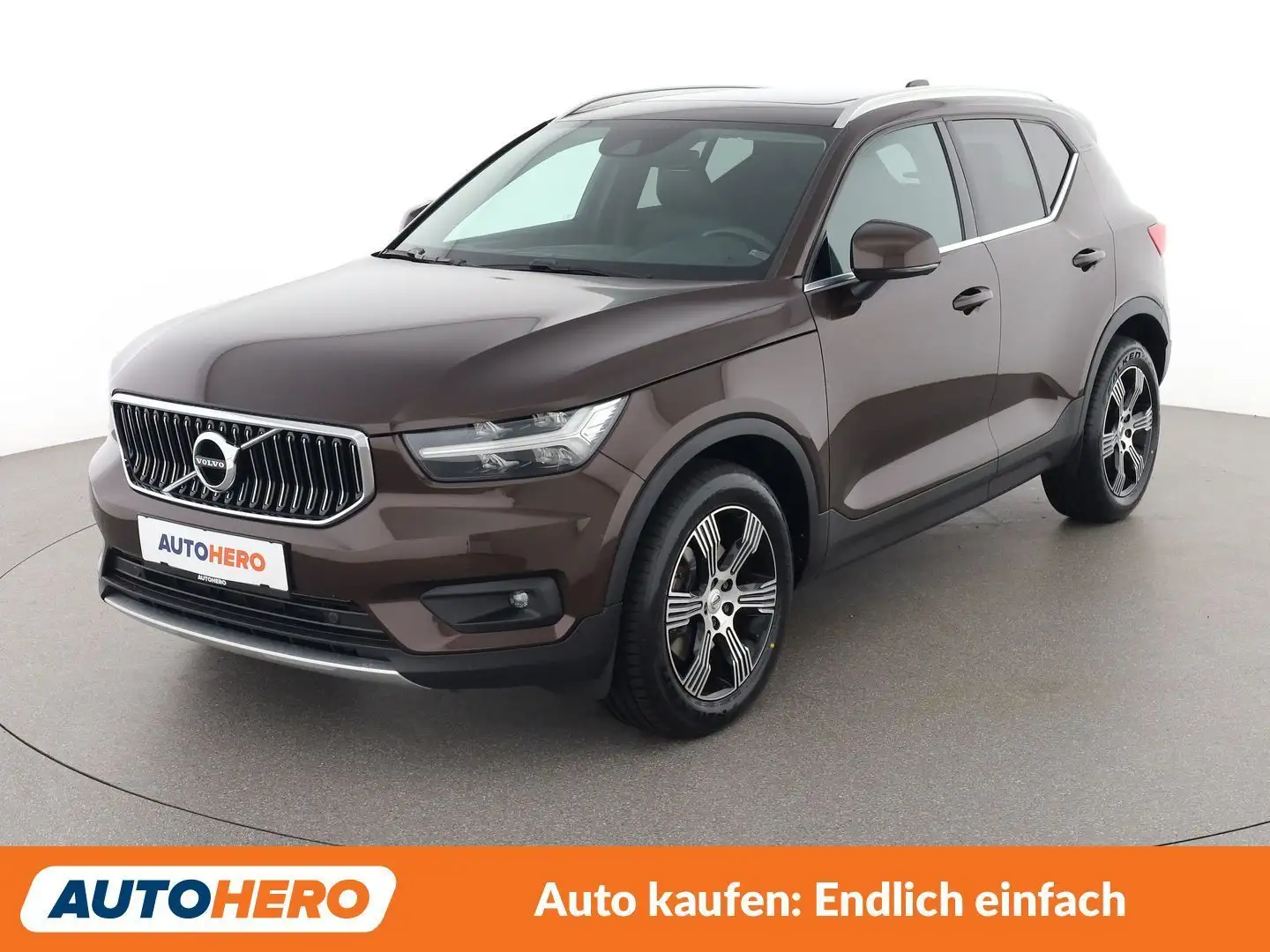 Volvo XC40 2.0 D3 Inscription AWD Braun - 1