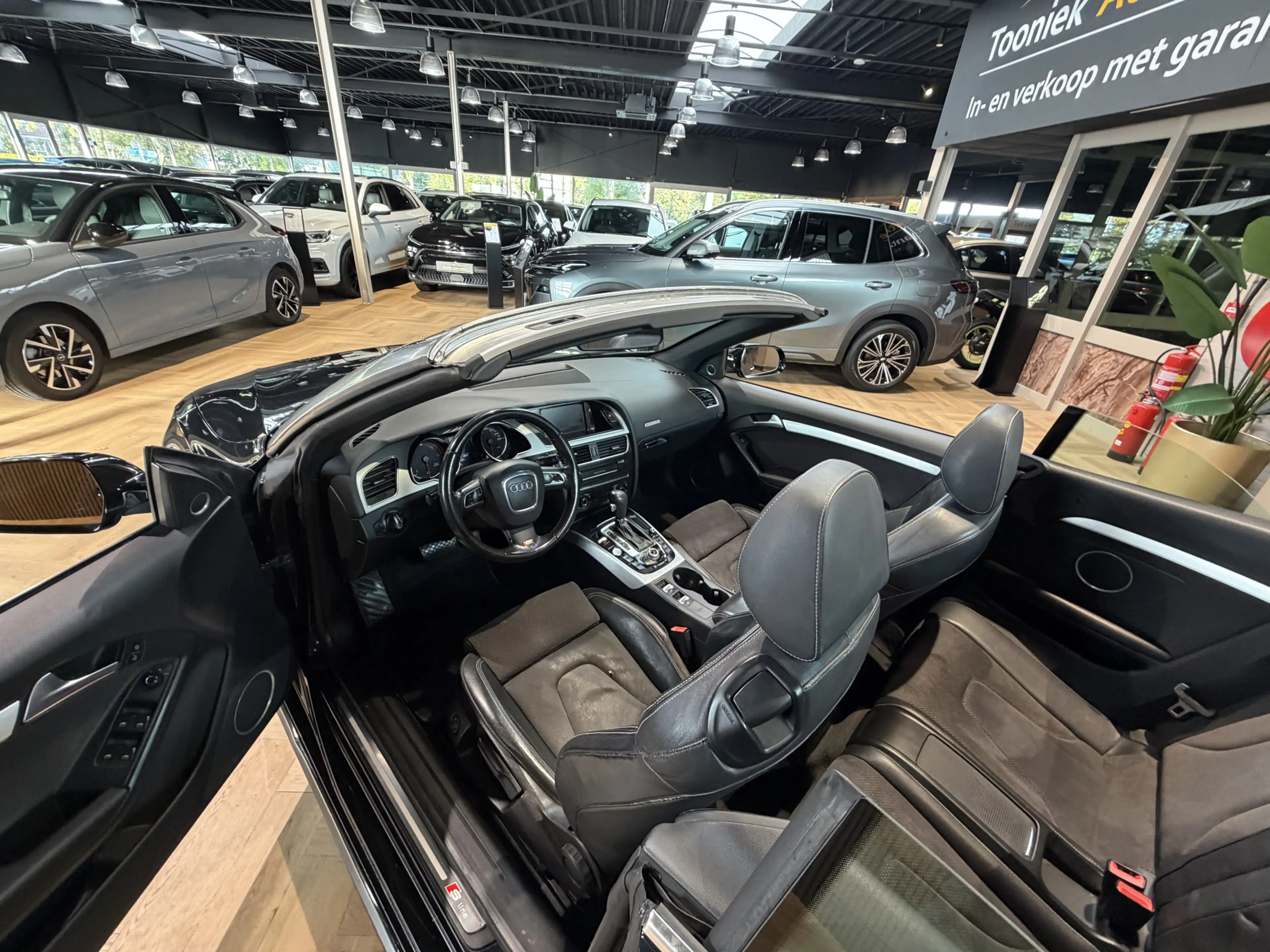 Audi A5 Cabriolet 3.0 TDI quattro Pro Line — photo 14