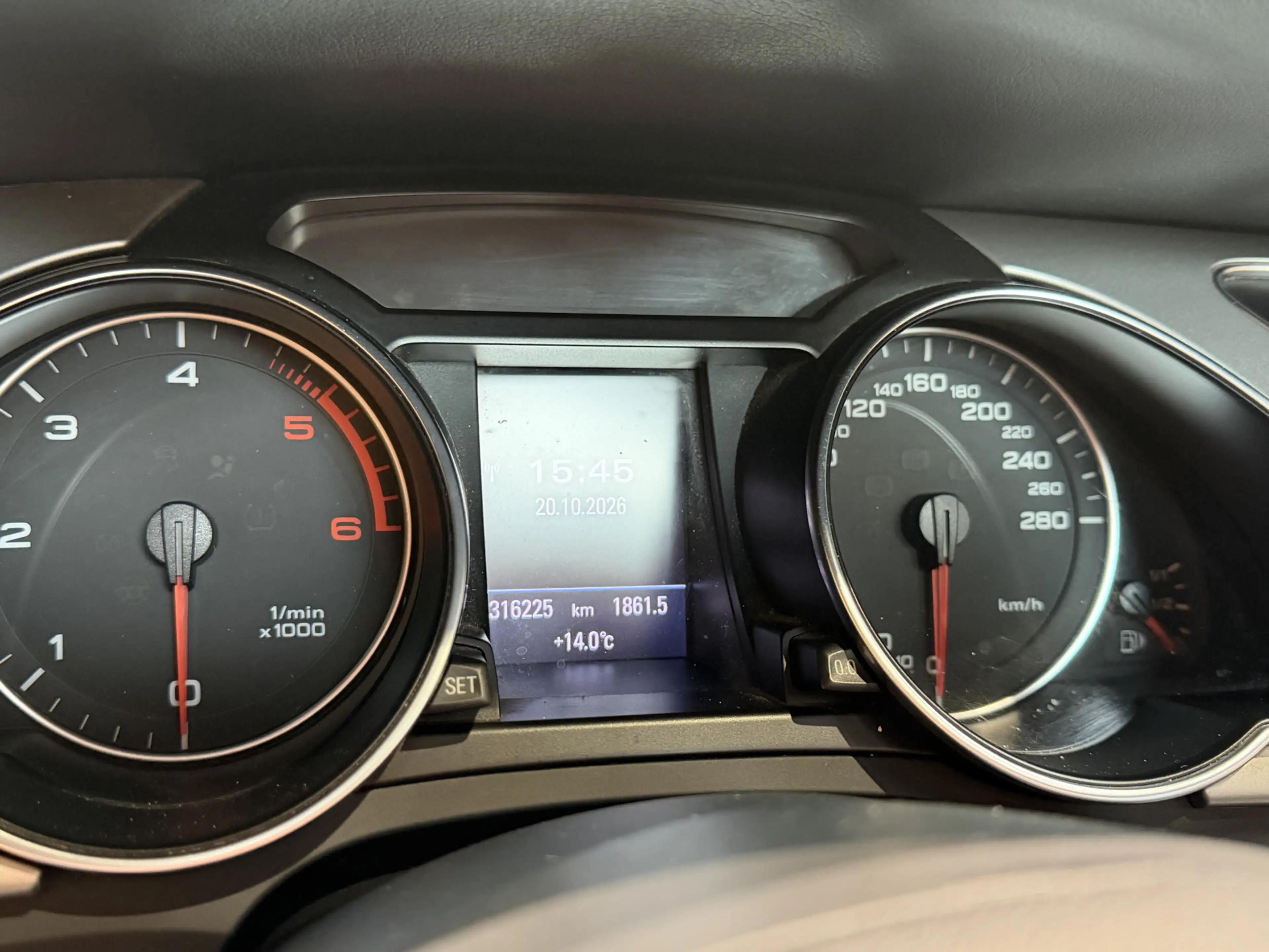 Audi A5 Cabriolet 3.0 TDI quattro Pro Line — photo 12