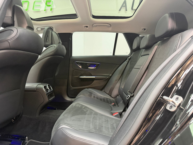 Mercedes-Benz C 200 T AMG LINE / PANO / SPUR / NIGHT / KAMERA — photo 13