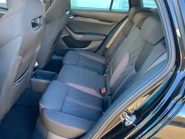 Skoda Octavia view 10