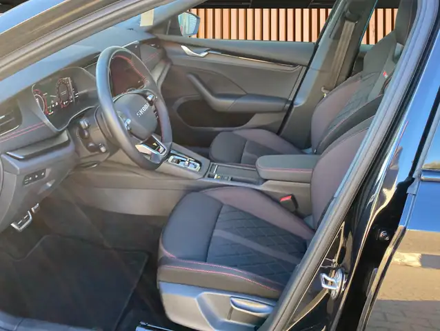 Skoda Octavia view 11