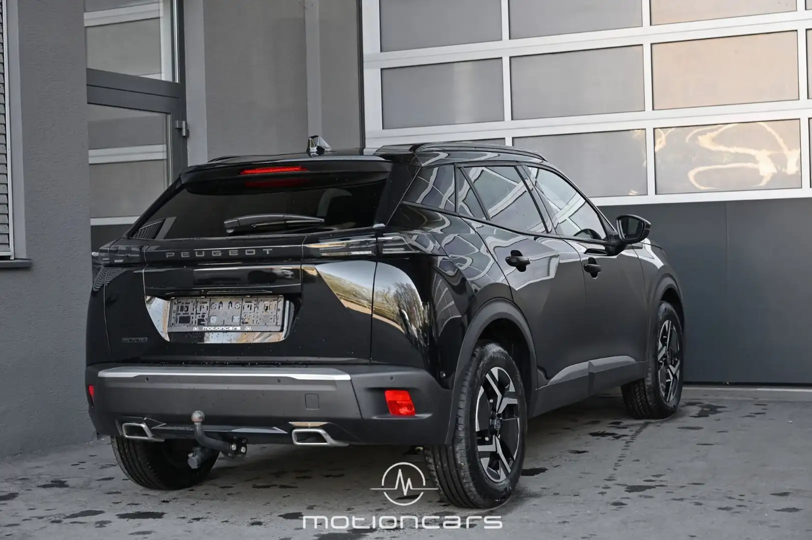 Peugeot 2008 1.2 PureTech 130 Allure Pickerl NEU Schwarz - 2