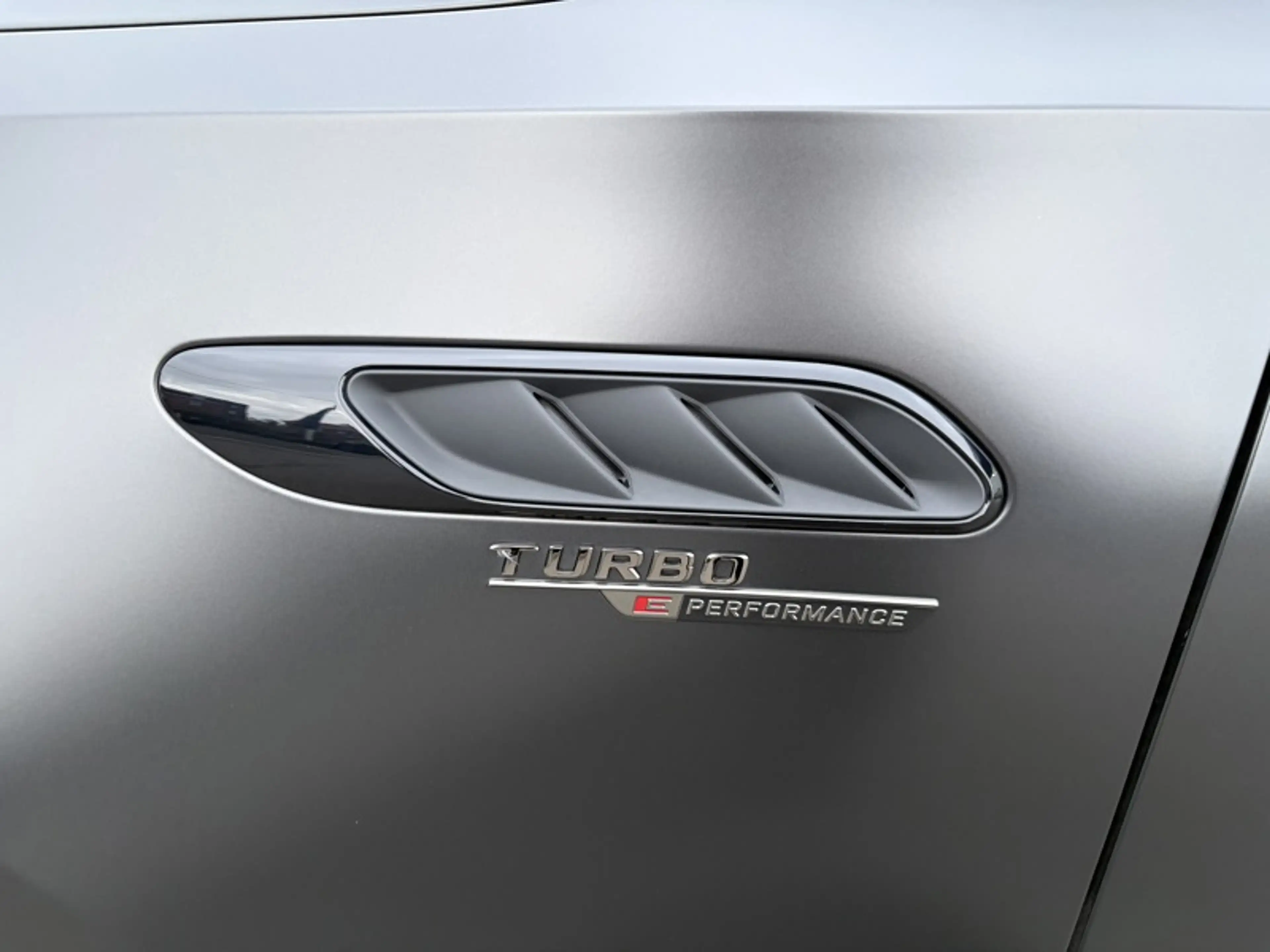 Mercedes-Benz C 63 AMG se Performance Pack Carbone Pano — photo 10
