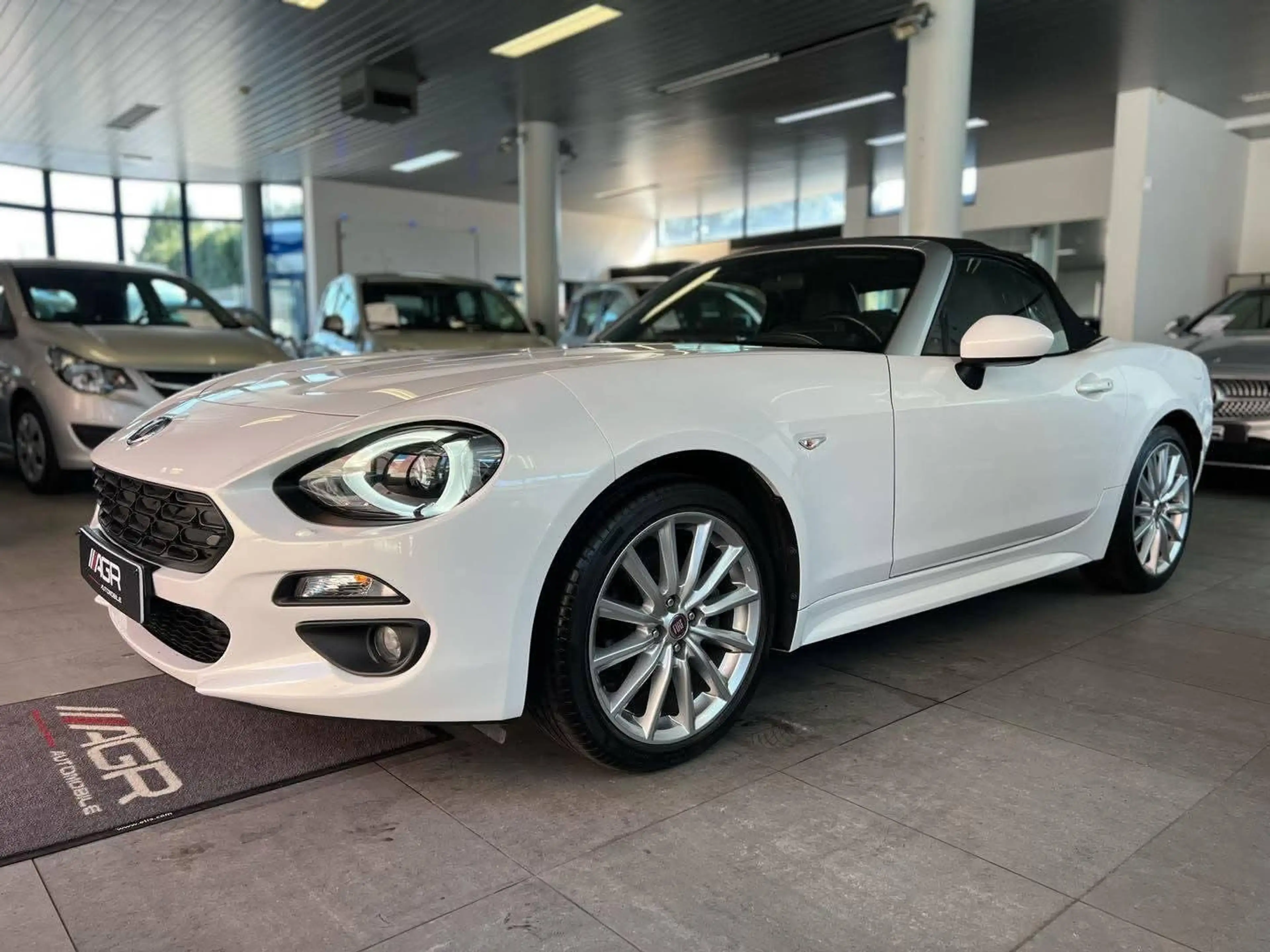 Fiat 124 Spider GARANTIE / TOP ETAT / DISPONIBLE