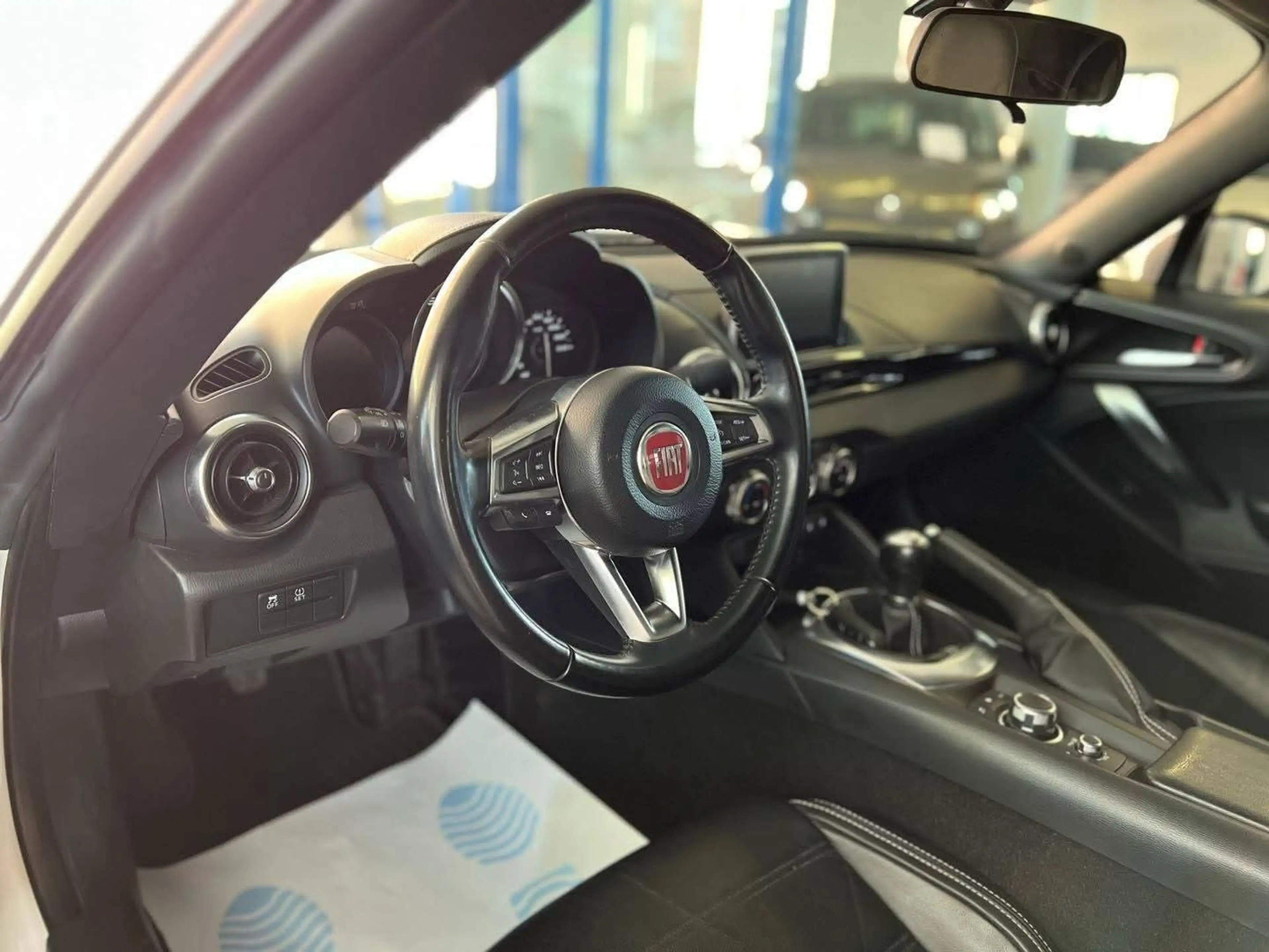 Fiat 124 Spider GARANTIE / TOP ETAT / DISPONIBLE — photo 4