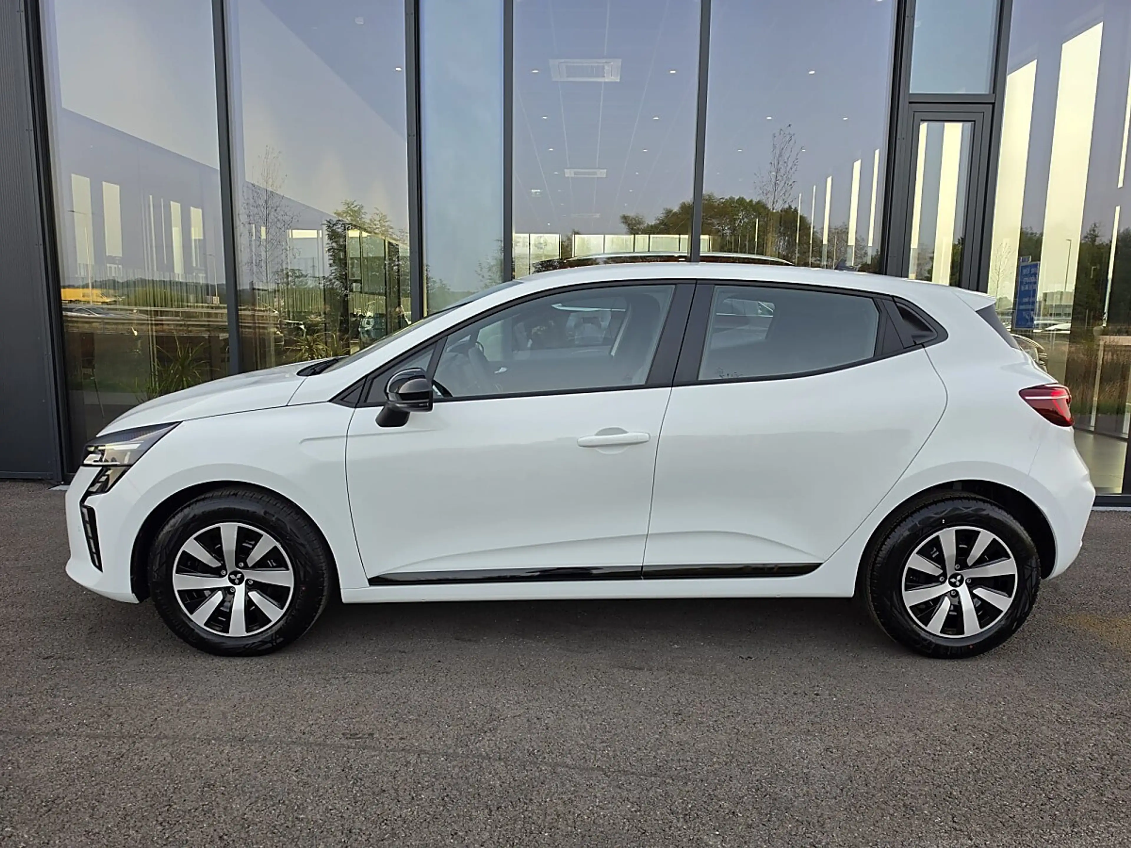 Mitsubishi Colt 1,0 MPI-T Invite — photo 3