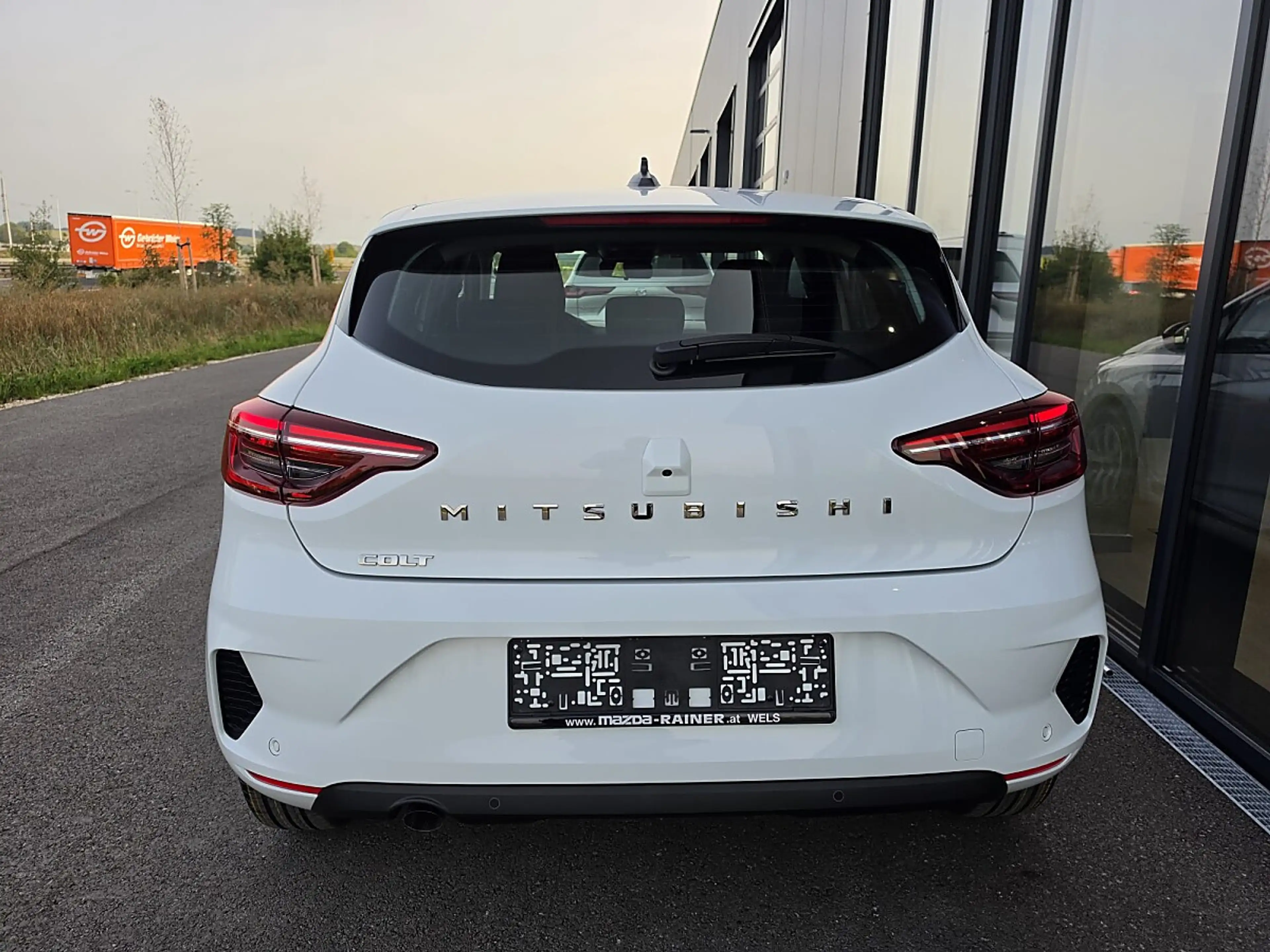 Mitsubishi Colt 1,0 MPI-T Invite — photo 6