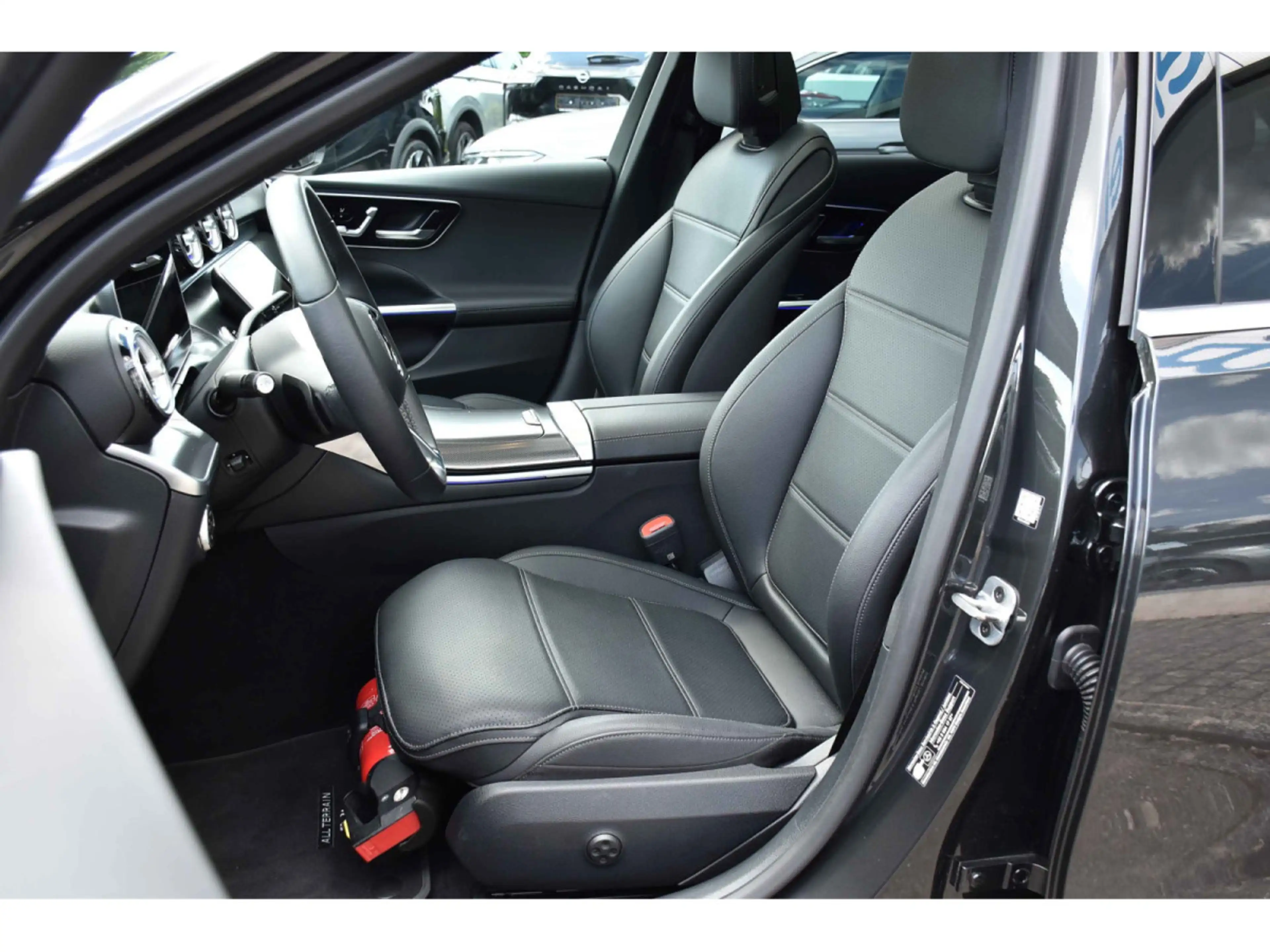 Mercedes-Benz C 220 CDI Break 4Matic All Terrain PANO MEM DIST ATT RMQ — photo 6
