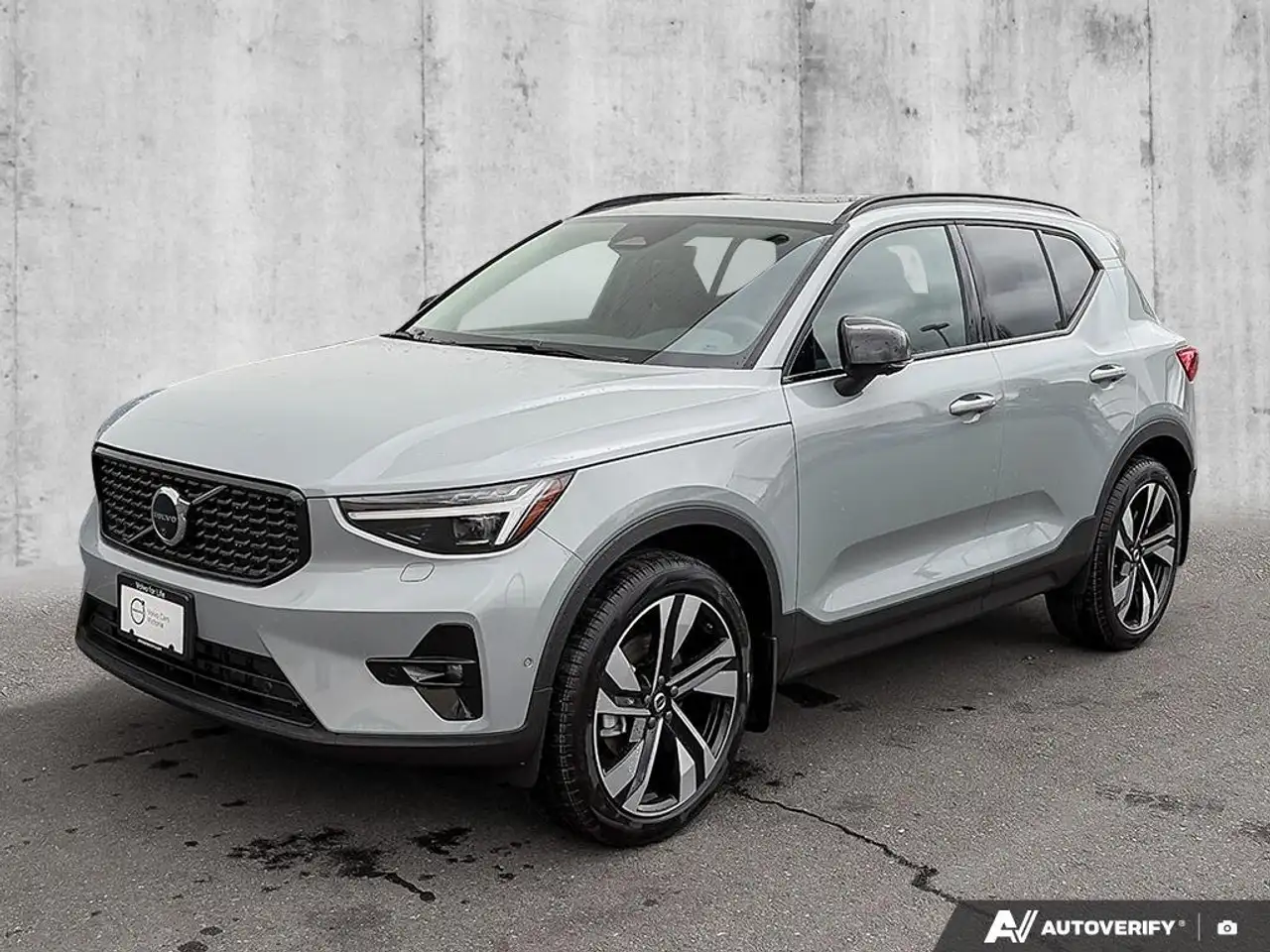 2026 Volvo XC40