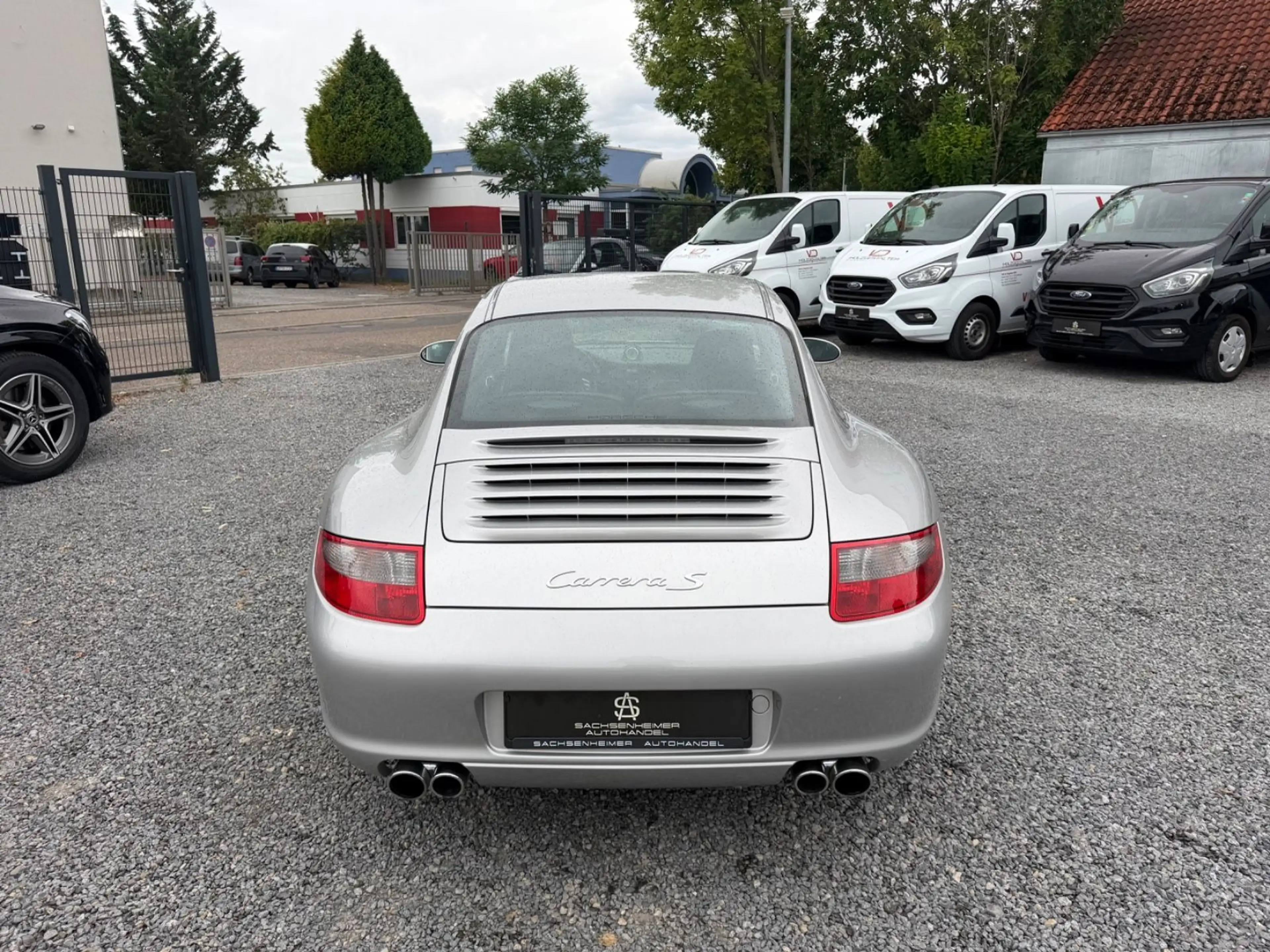 Porsche 911 Carrera S Coupe — photo 13