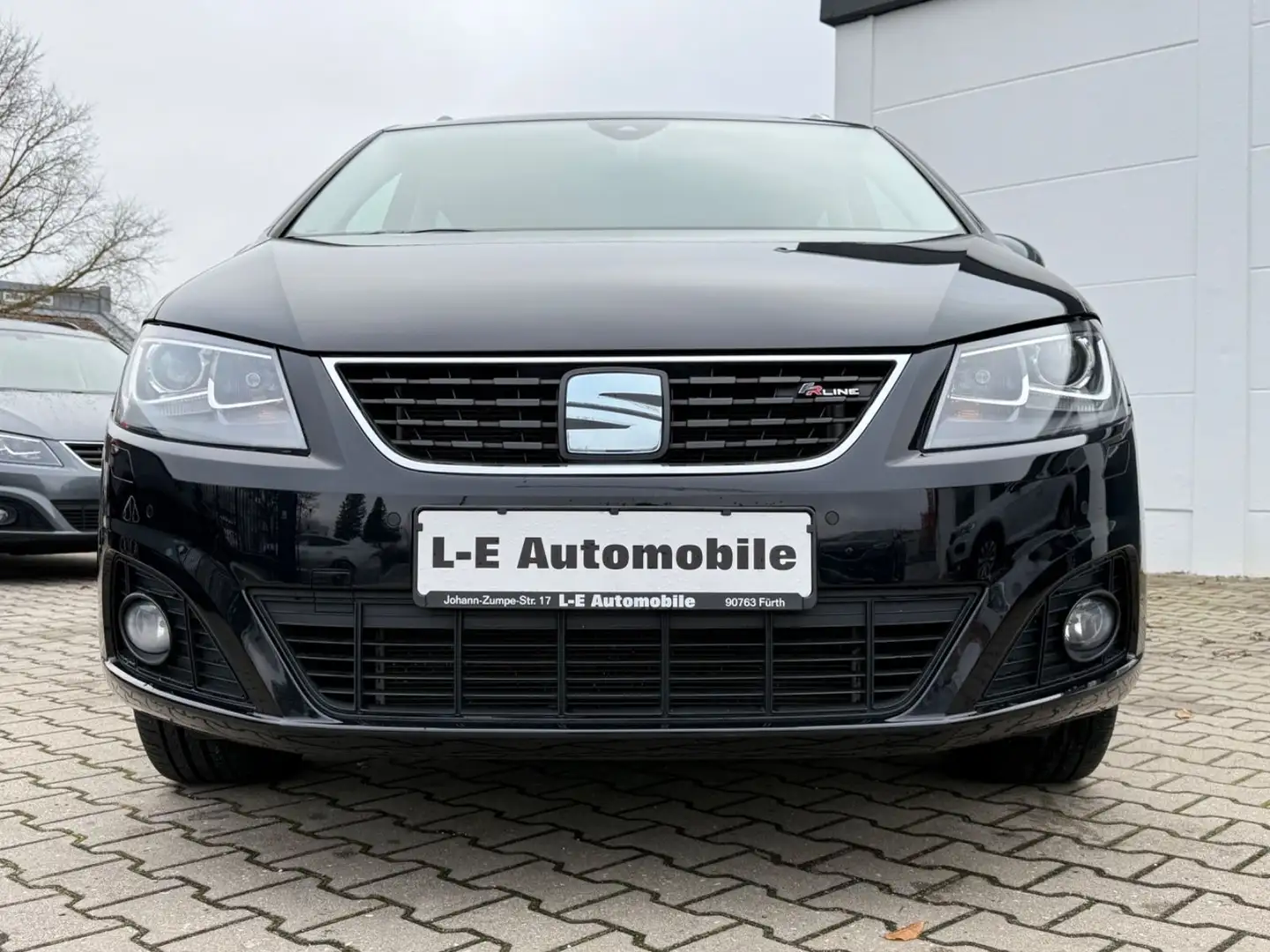 SEAT Alhambra FR-Line 1.4 TSI *XENON/NAVI/ACC/PANO/.. Negro - 2