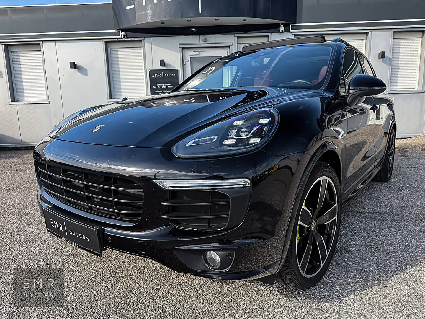 Porsche Cayenne 3.0 E-Hybrid SPORT-DESIGN, SPORT-CHRONO, PANORA... Schwarz - 2