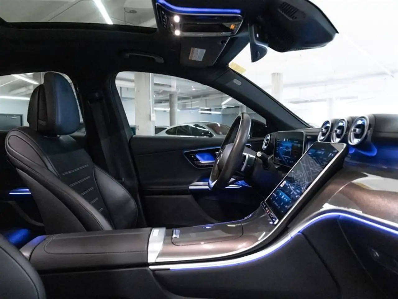 Mercedes-Benz GLC снимка Mercedes-Benz GLC