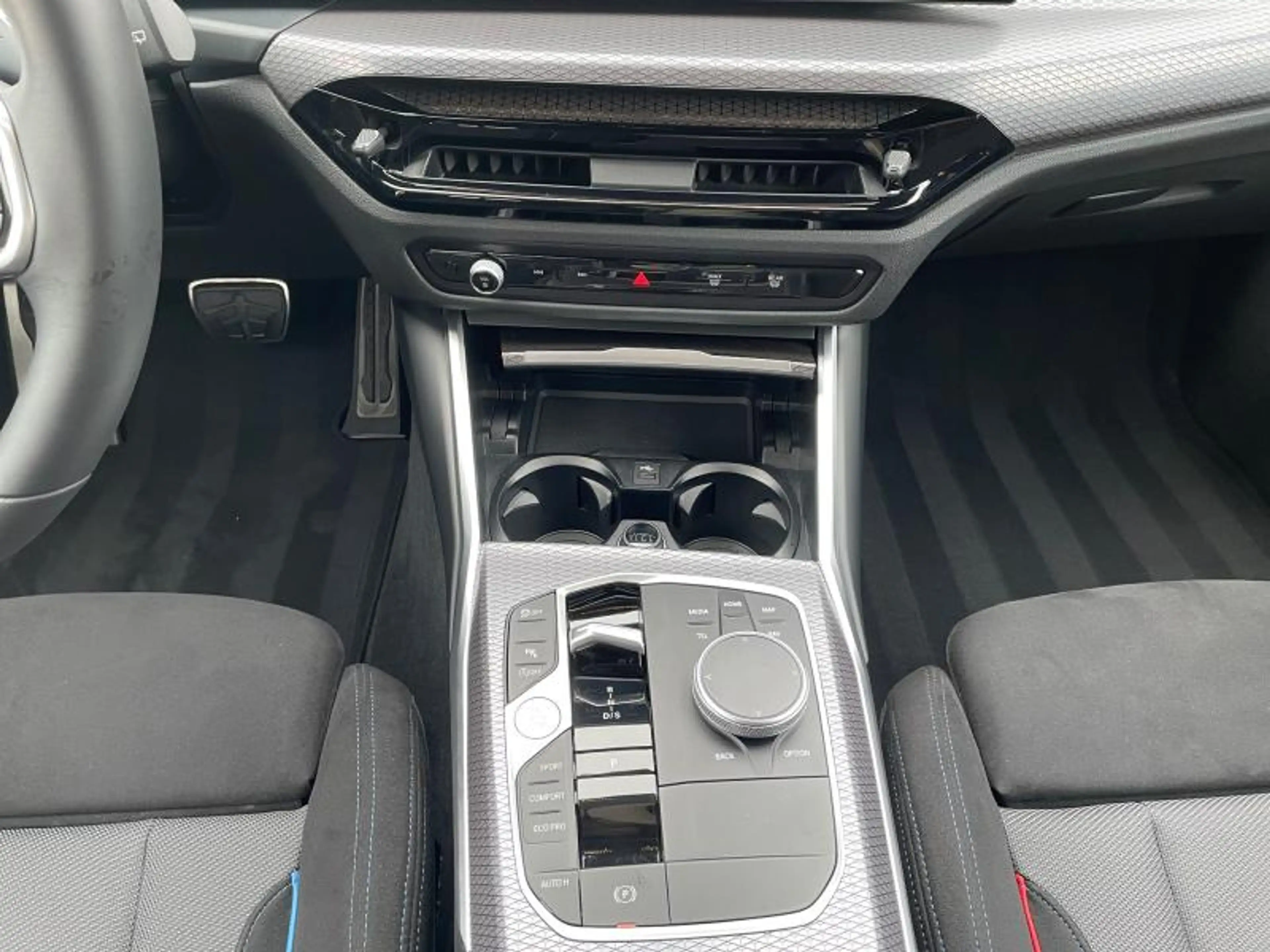BMW 340 M340i xDrive Touring Kit M Sport — photo 9