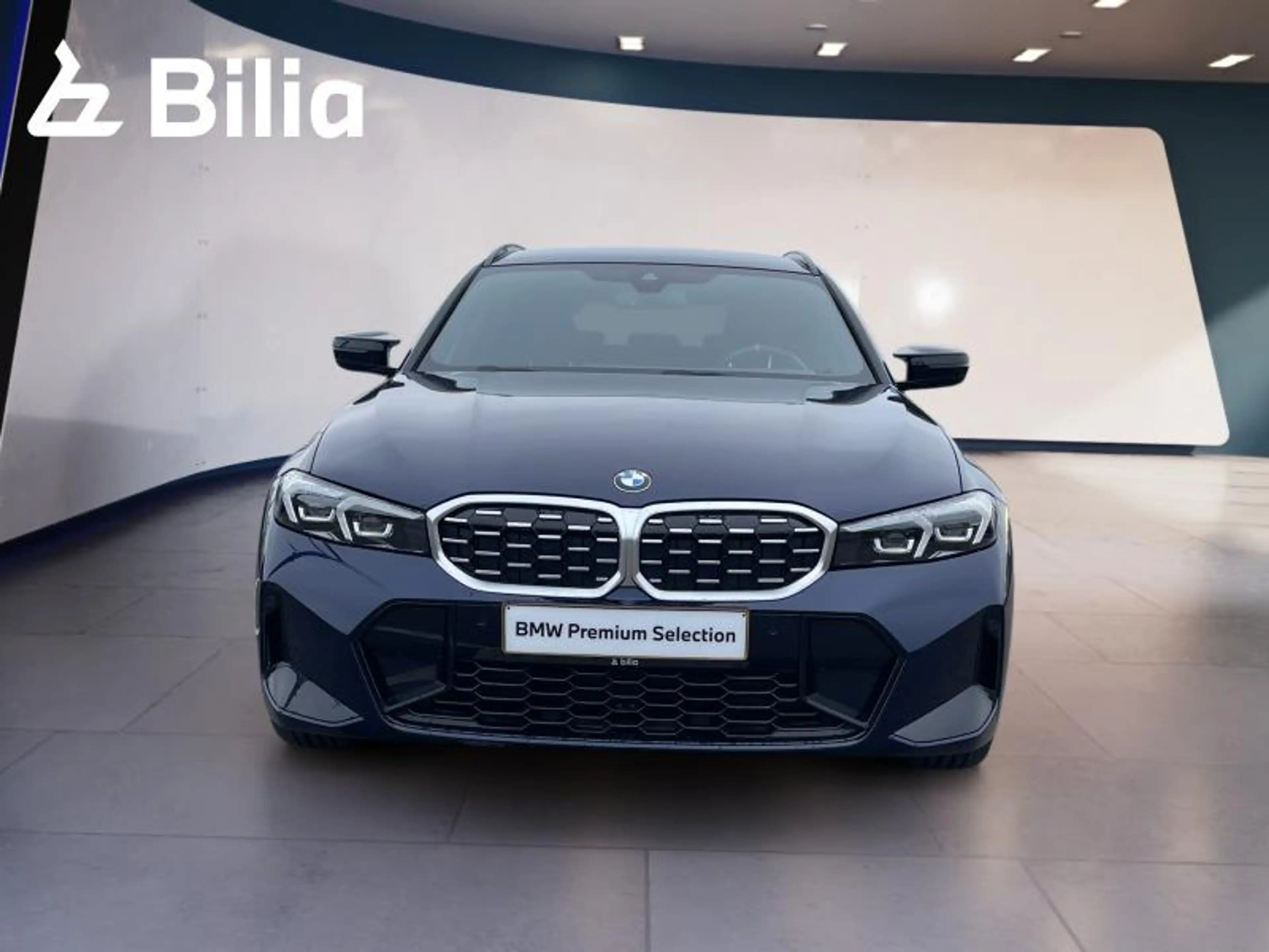 BMW 340 M340i xDrive Touring Kit M Sport — photo 2