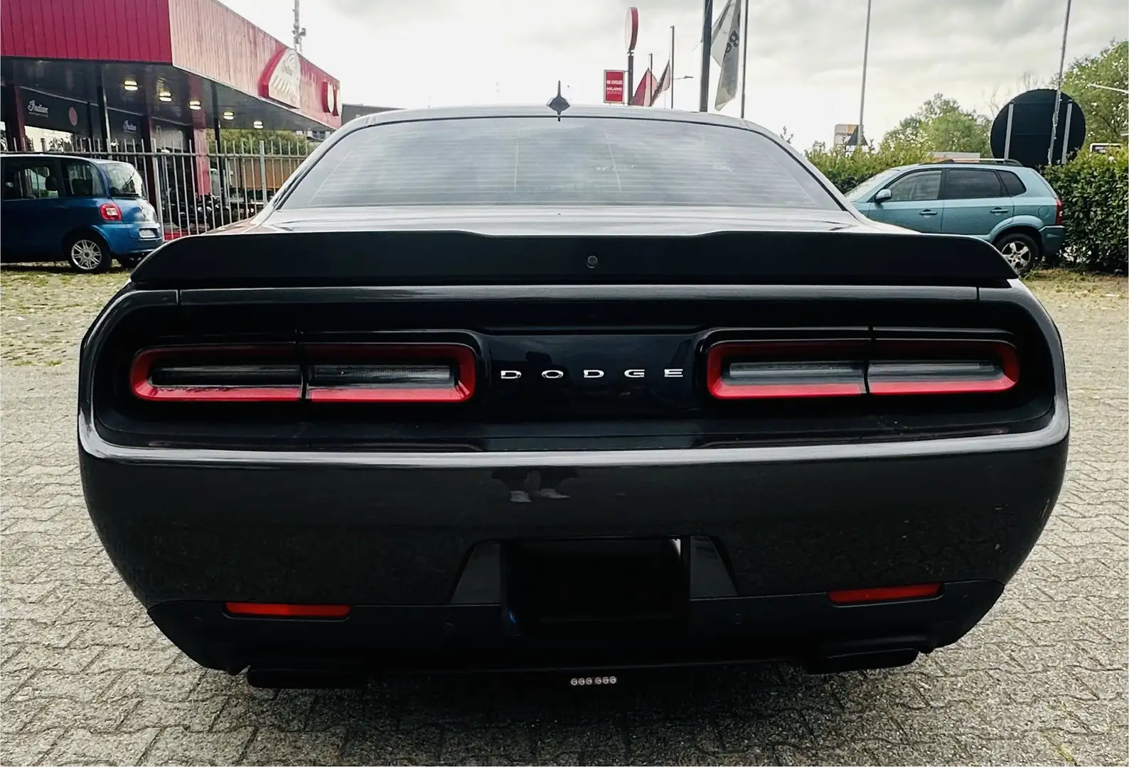 Dodge Challenger 6.2 V8 SRT Hellcat 707cv at8 - 1