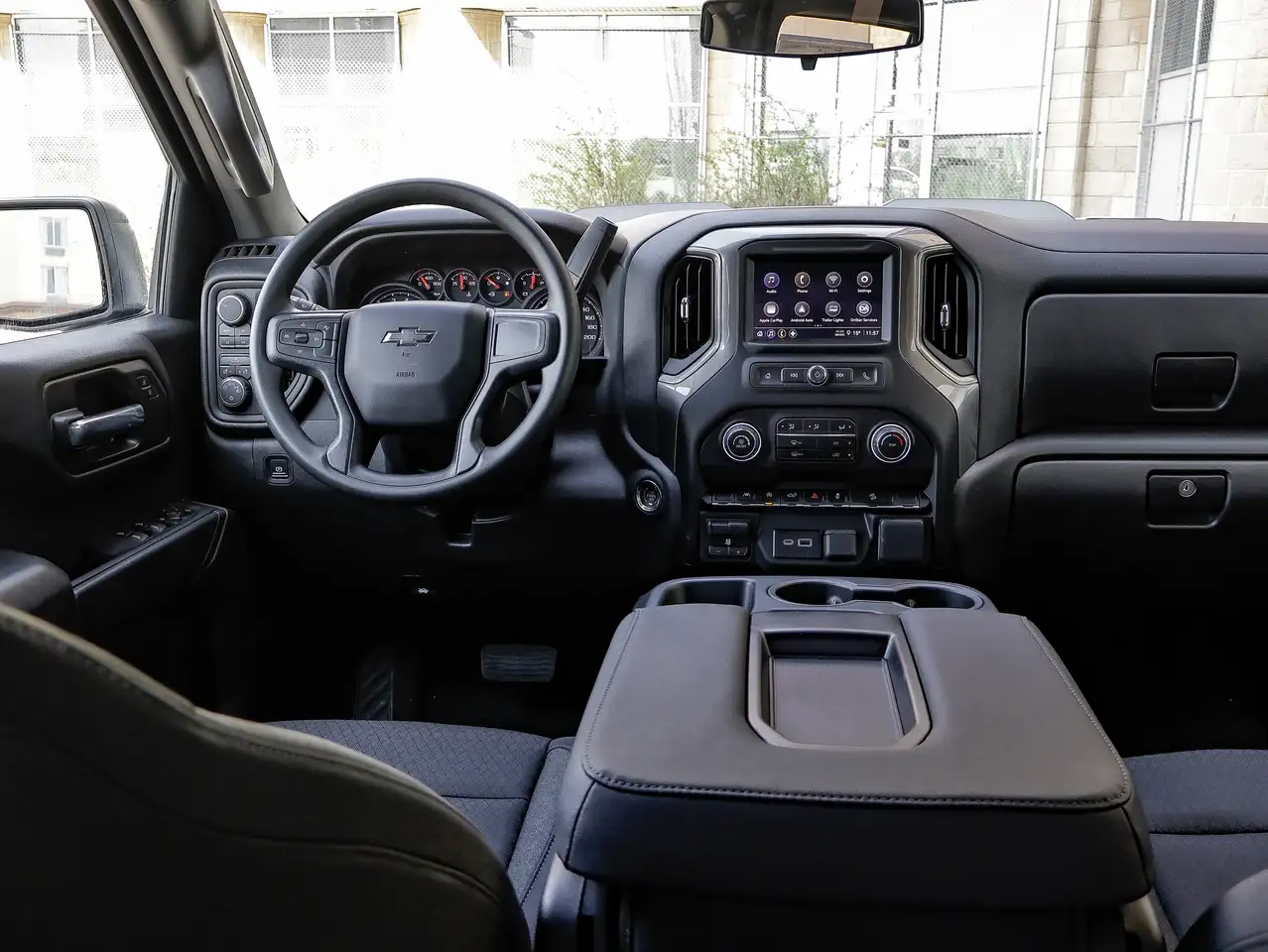 Chevrolet Silverado 1500 снимка Chevrolet Silverado 1500