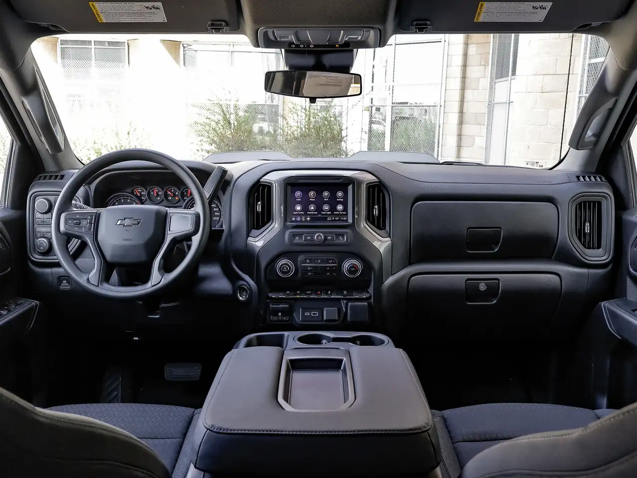 Chevrolet Silverado 1500 снимка Chevrolet Silverado 1500