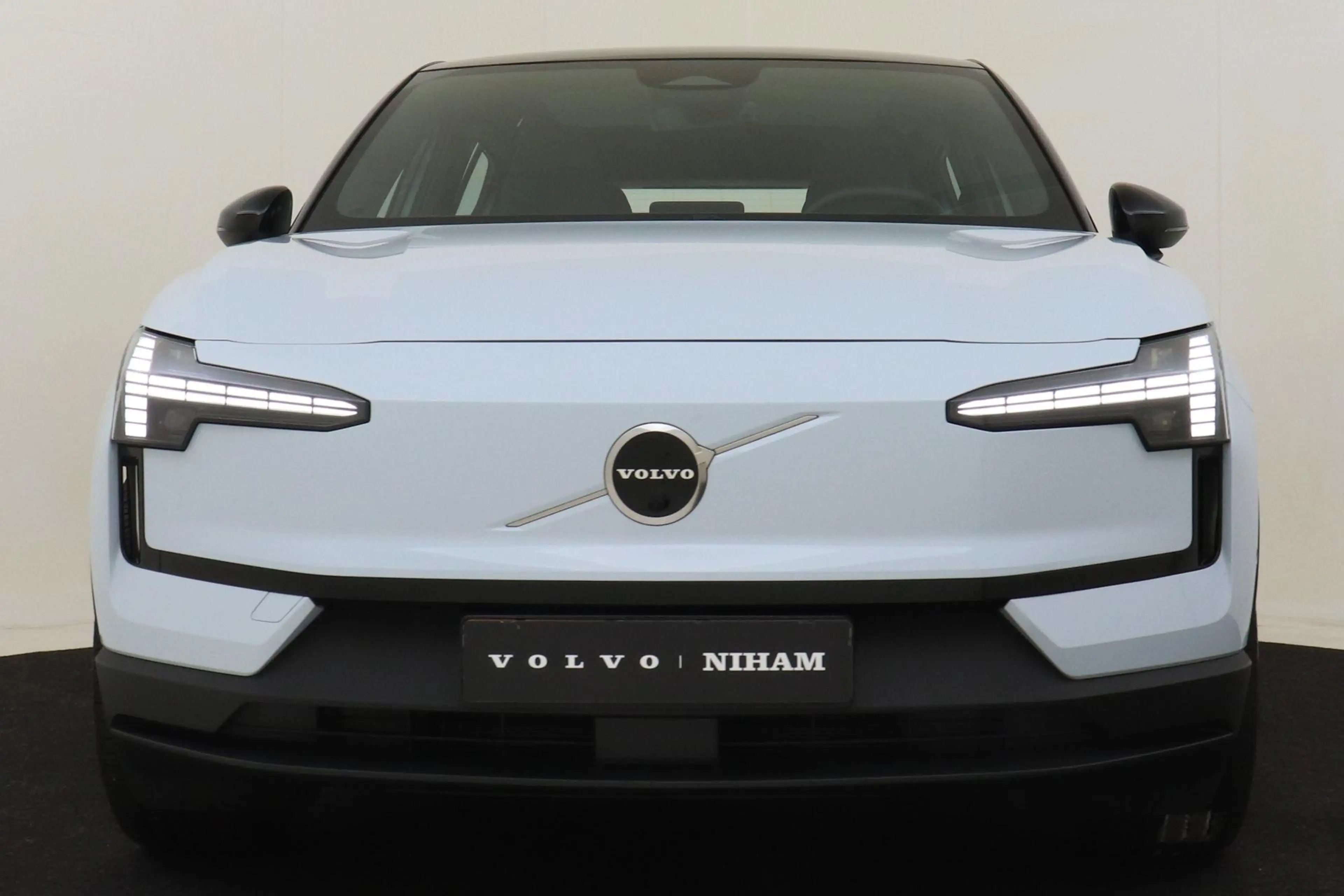 Volvo EX30 SINGLE MOTOR EXTENDED RANGE ULTRA 69 kWh -PANO.DAK — photo 9