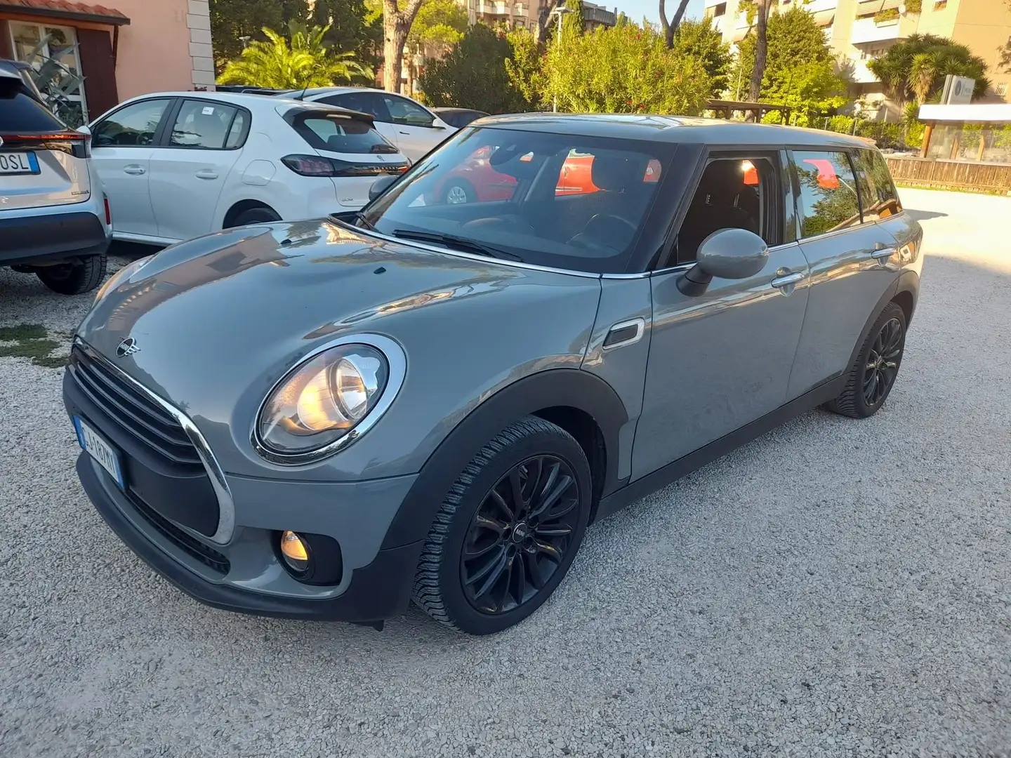 MINI One Clubman Mini 1.5 One Business Clubman Gris - 1