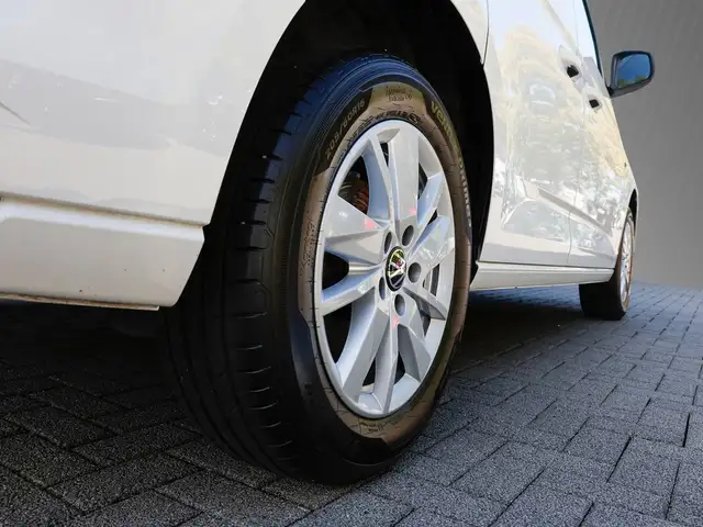 Volkswagen Caddy view 6