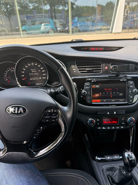 Kia Ceed / cee'd 1.6 GDI Super Pack navi LM 4-deurs — photo 3