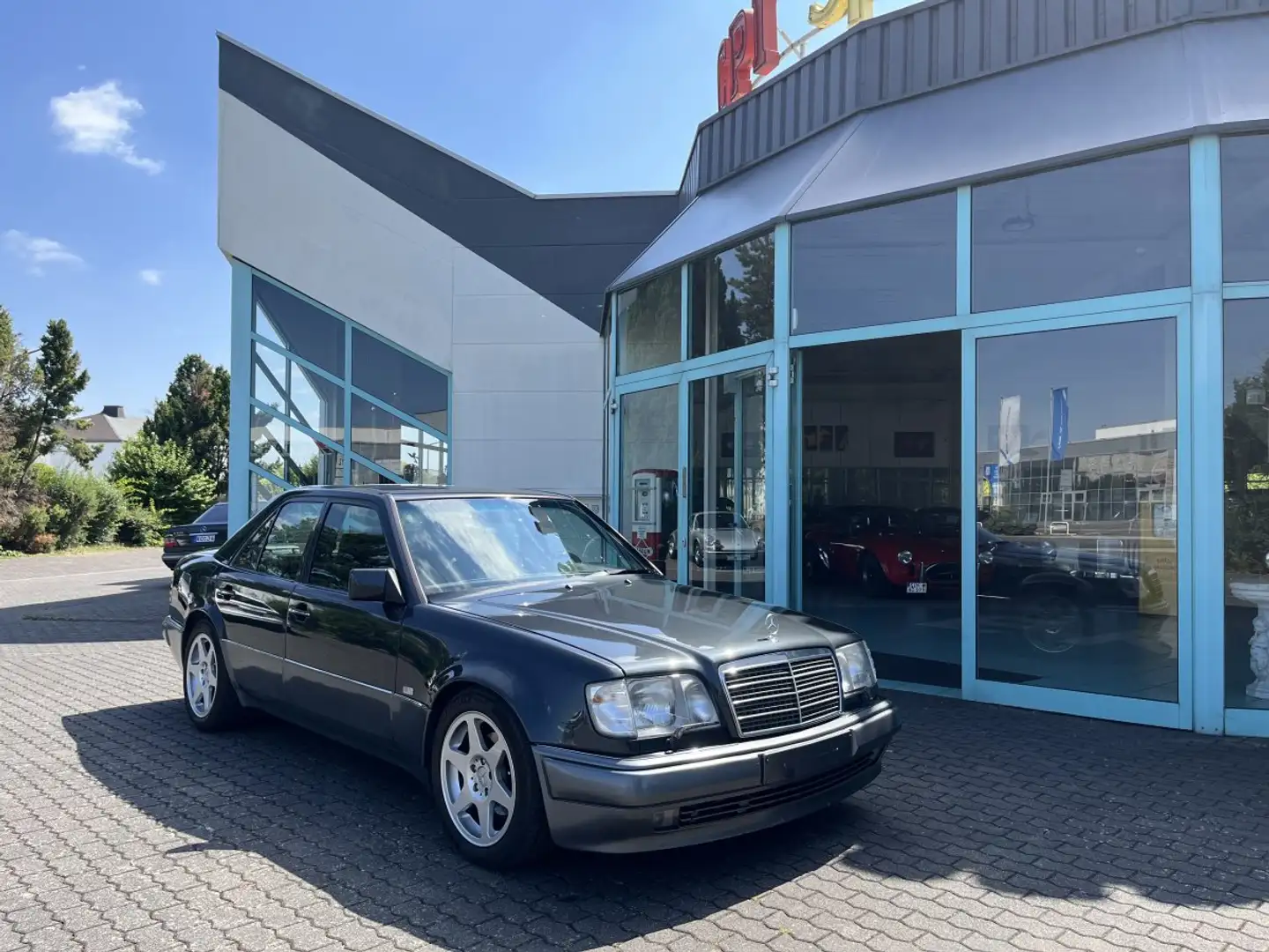 Mercedes-Benz E 500 W124 Rostfrei Noir - 2