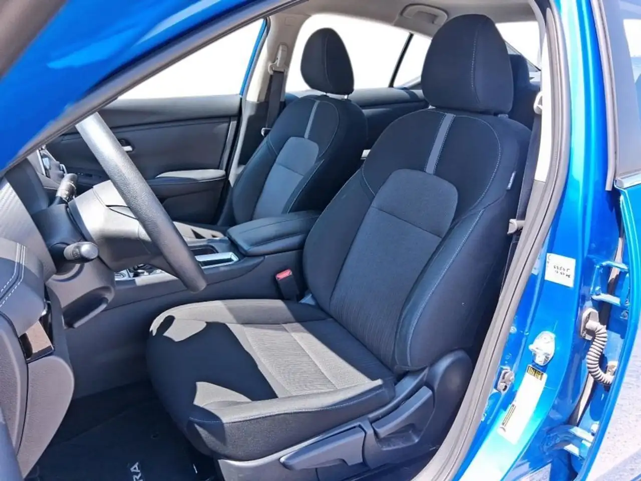 Nissan Sentra fotografie Nissan Sentra
