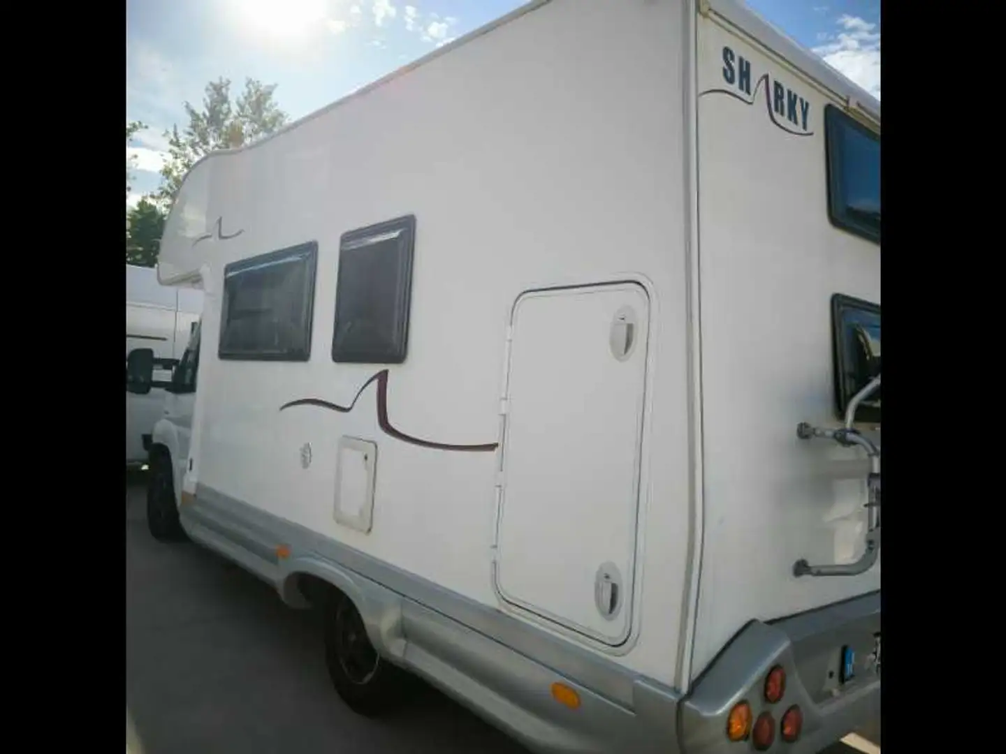 Elnagh ELNAGH SHARKY 6/6 FIAT 23MJT 130CV (NOLEGGIO) Blanco - 2