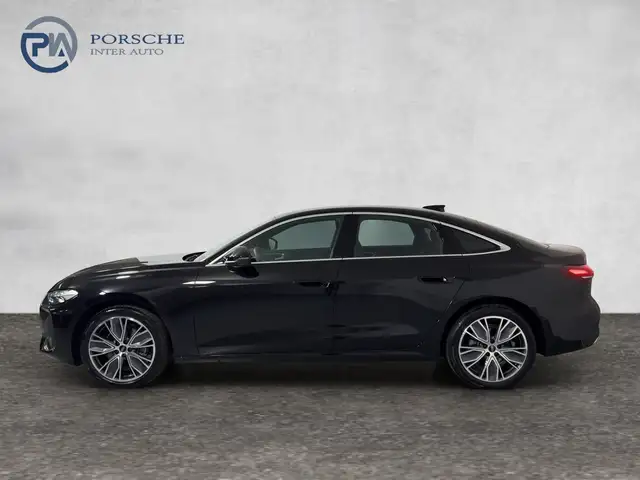 Audi A5 view 3