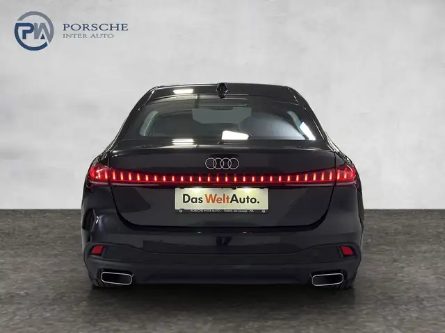 Audi A5 view 5