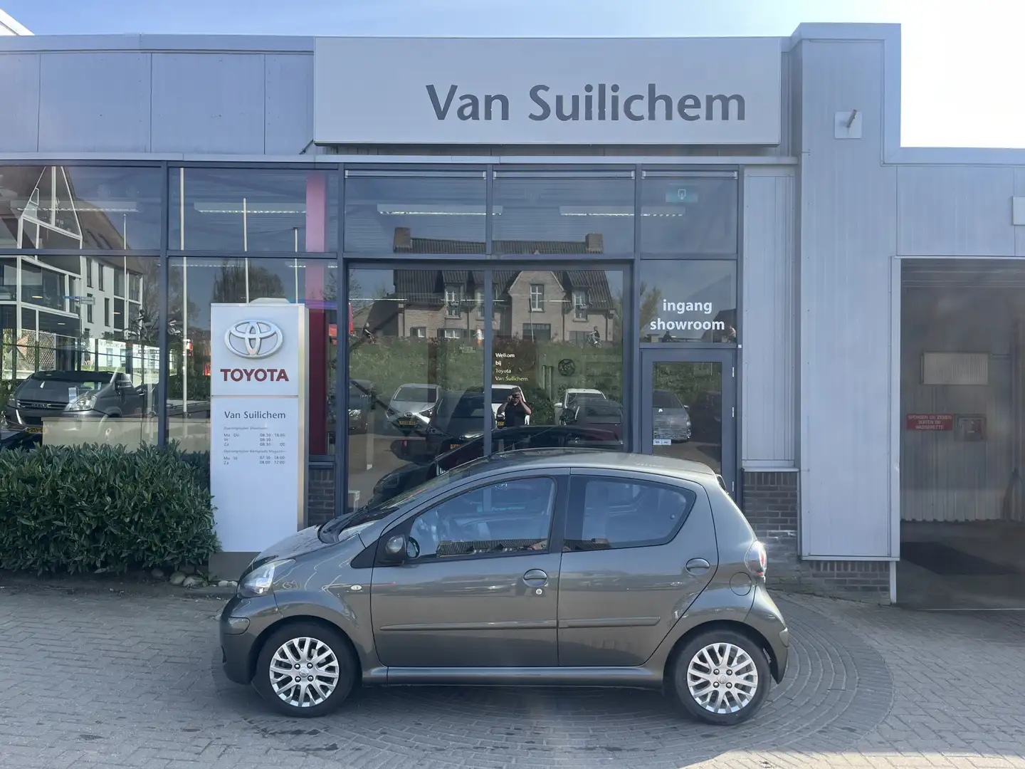 Toyota Aygo 1.0-12V Aspiration Green Grün - 1