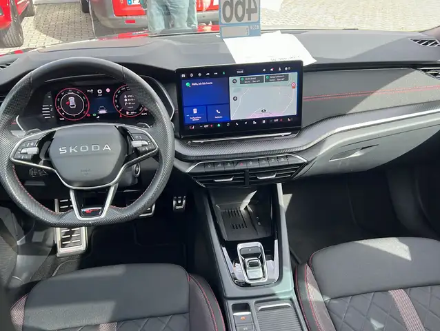 Skoda Octavia view 3