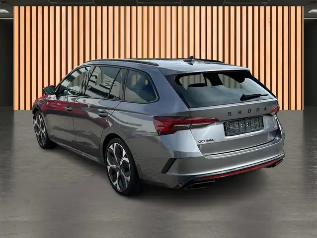Skoda Octavia view 4