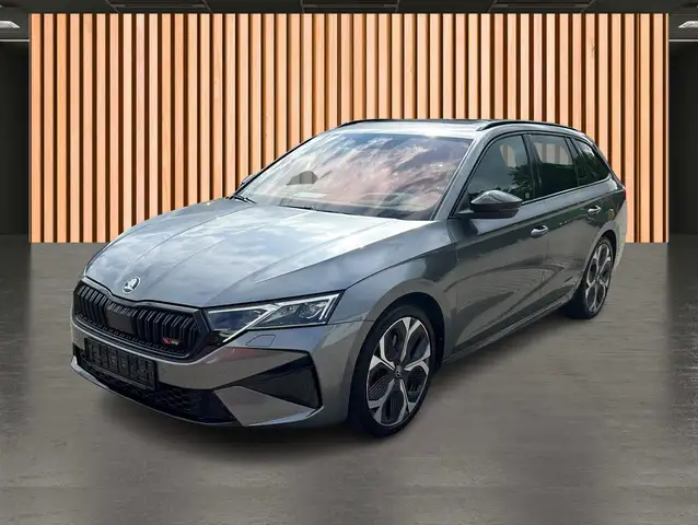 Skoda Octavia view 2