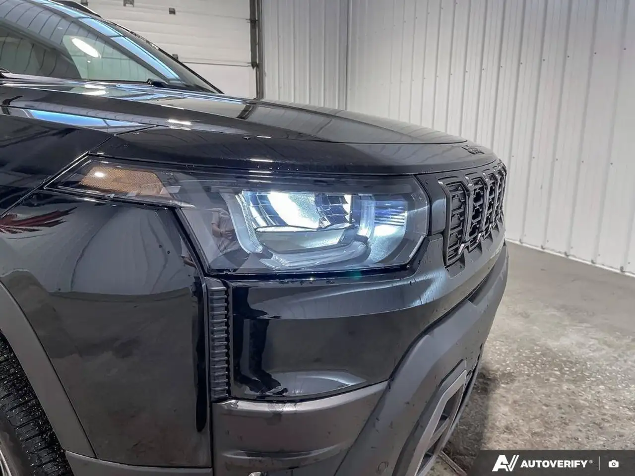 Jeep Cherokee снимка Jeep Cherokee
