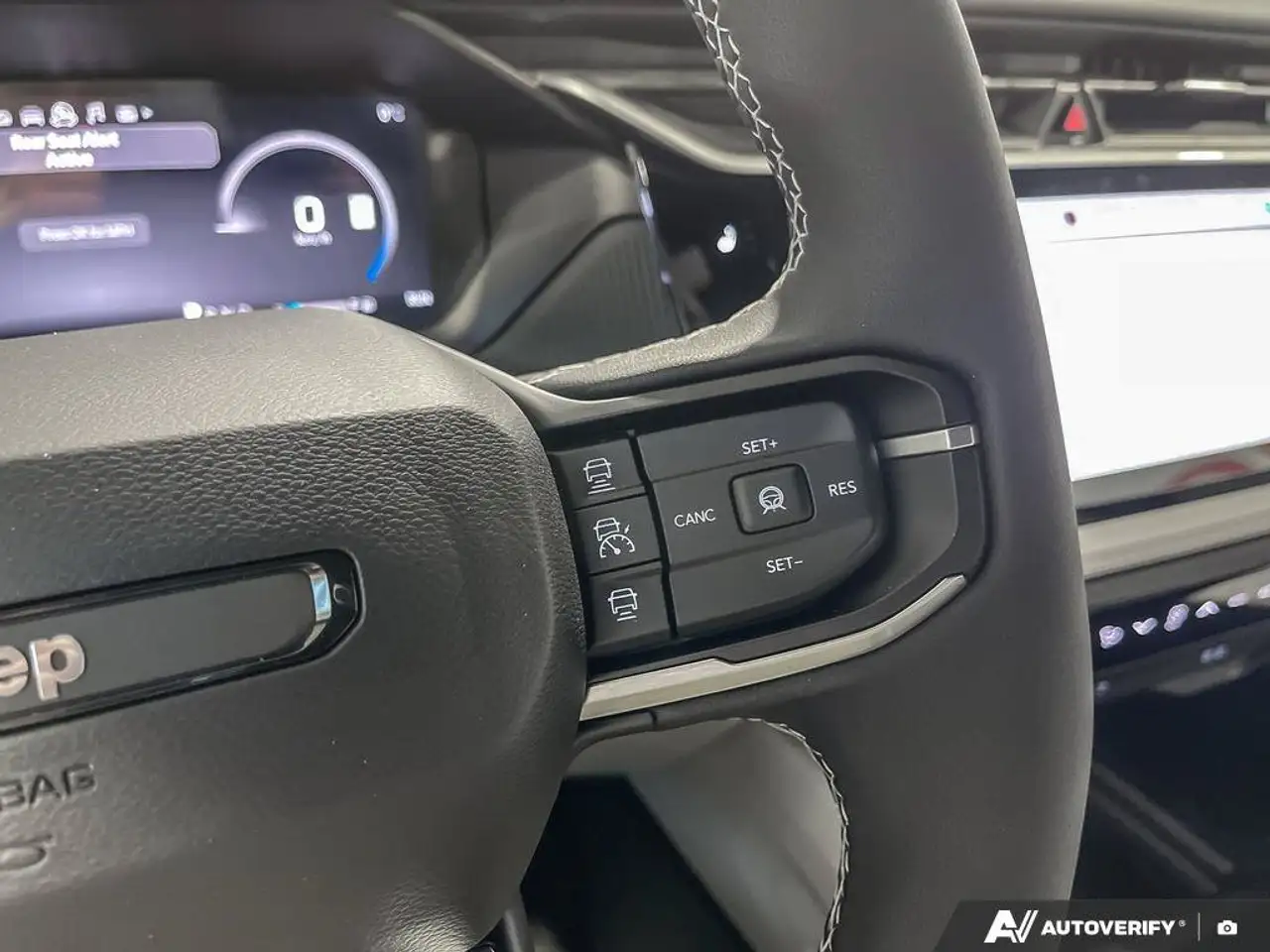 Jeep Cherokee снимка Jeep Cherokee