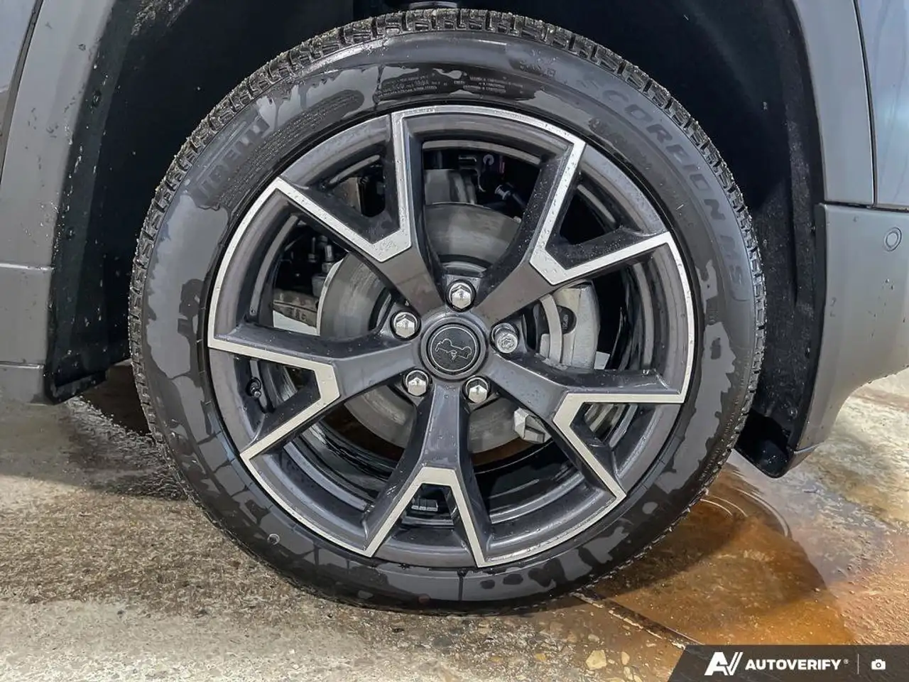 Jeep Cherokee снимка Jeep Cherokee