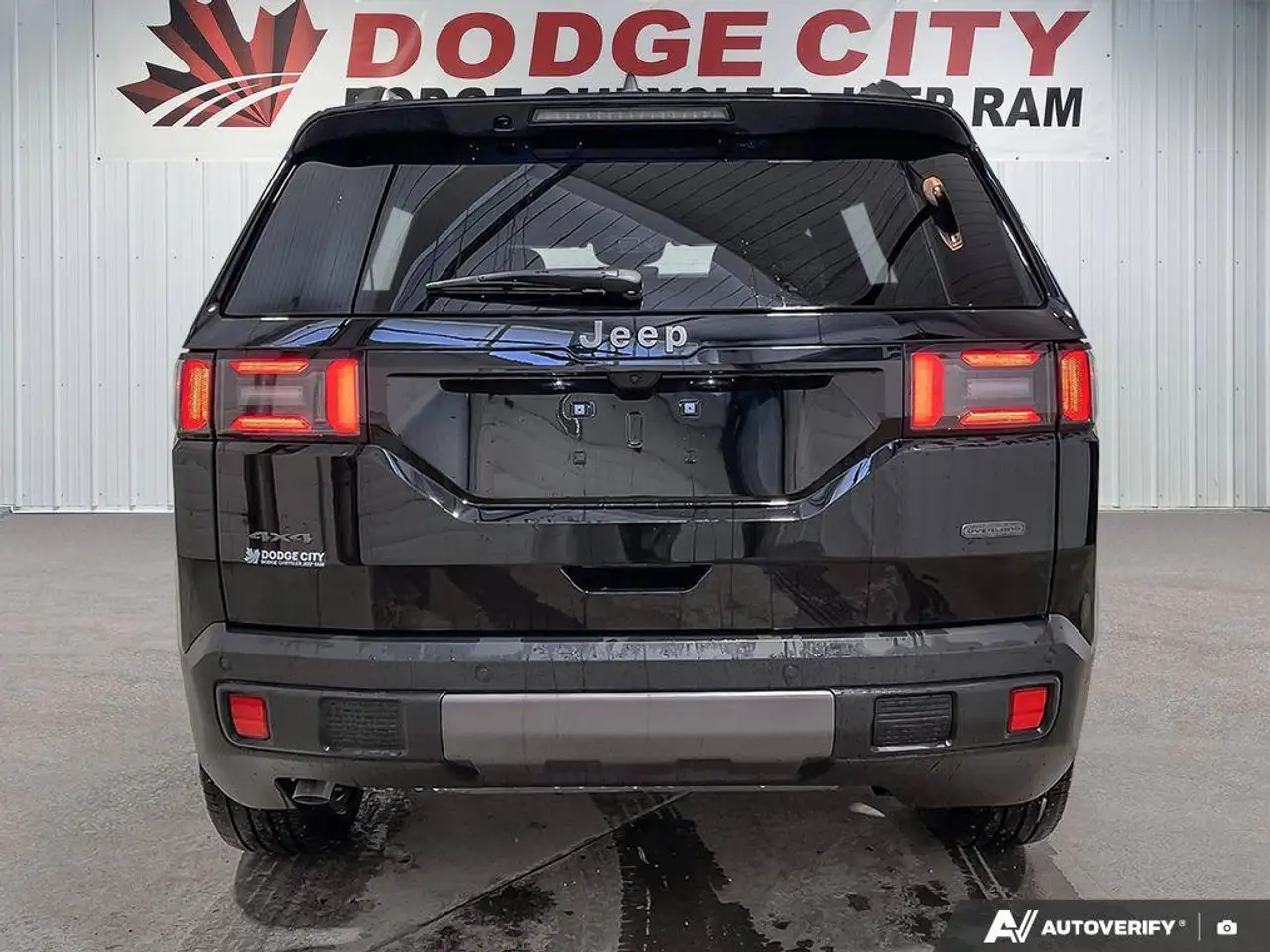 Jeep Cherokee снимка Jeep Cherokee