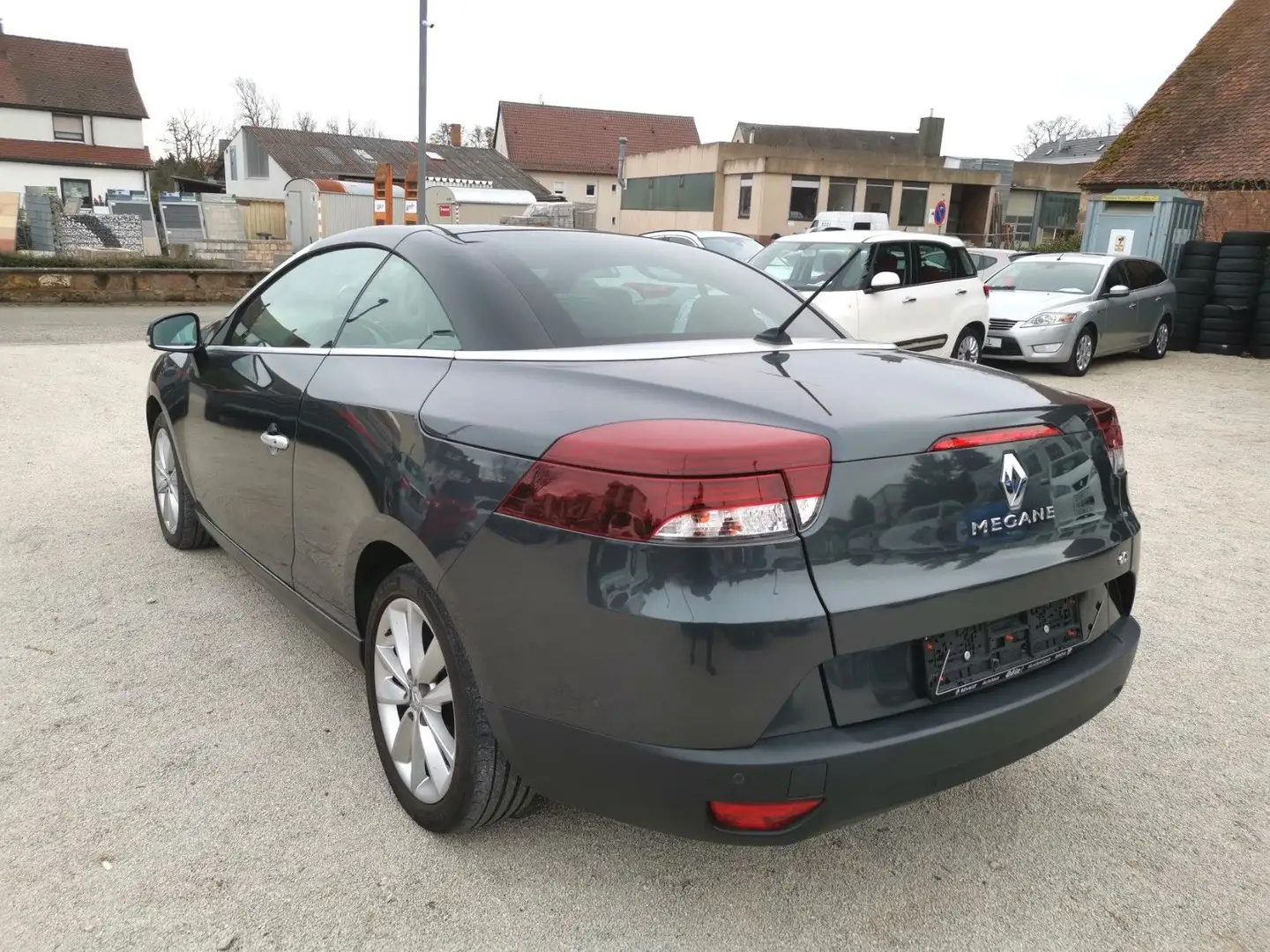 Renault Megane III Coupe / Cabrio Luxe 1.5 d Automatik Szary - 2