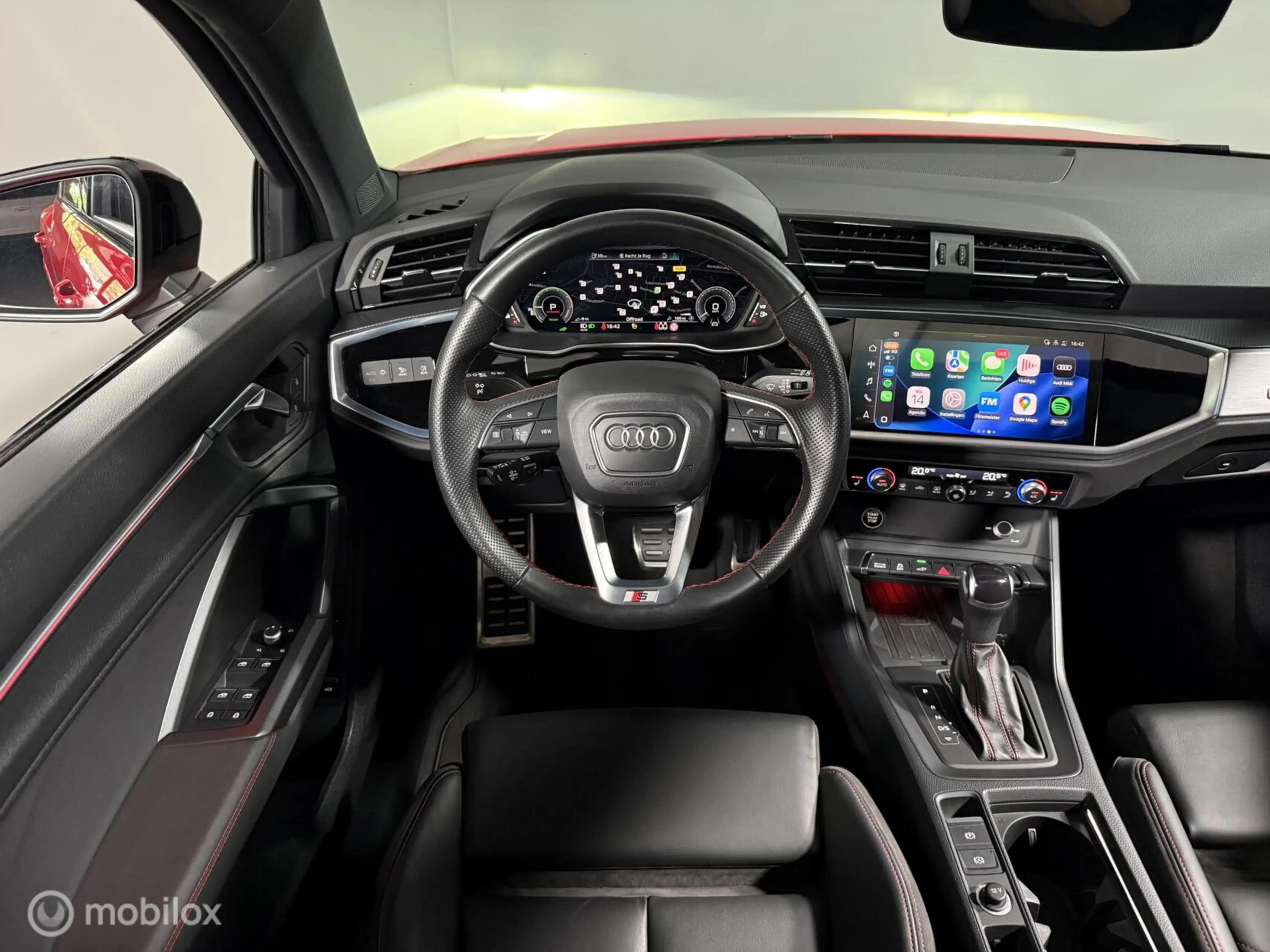 Audi Q3 Sportback 45 TFSIe S-LINE SOH 92.4% | PANO | LEDER — photo 5