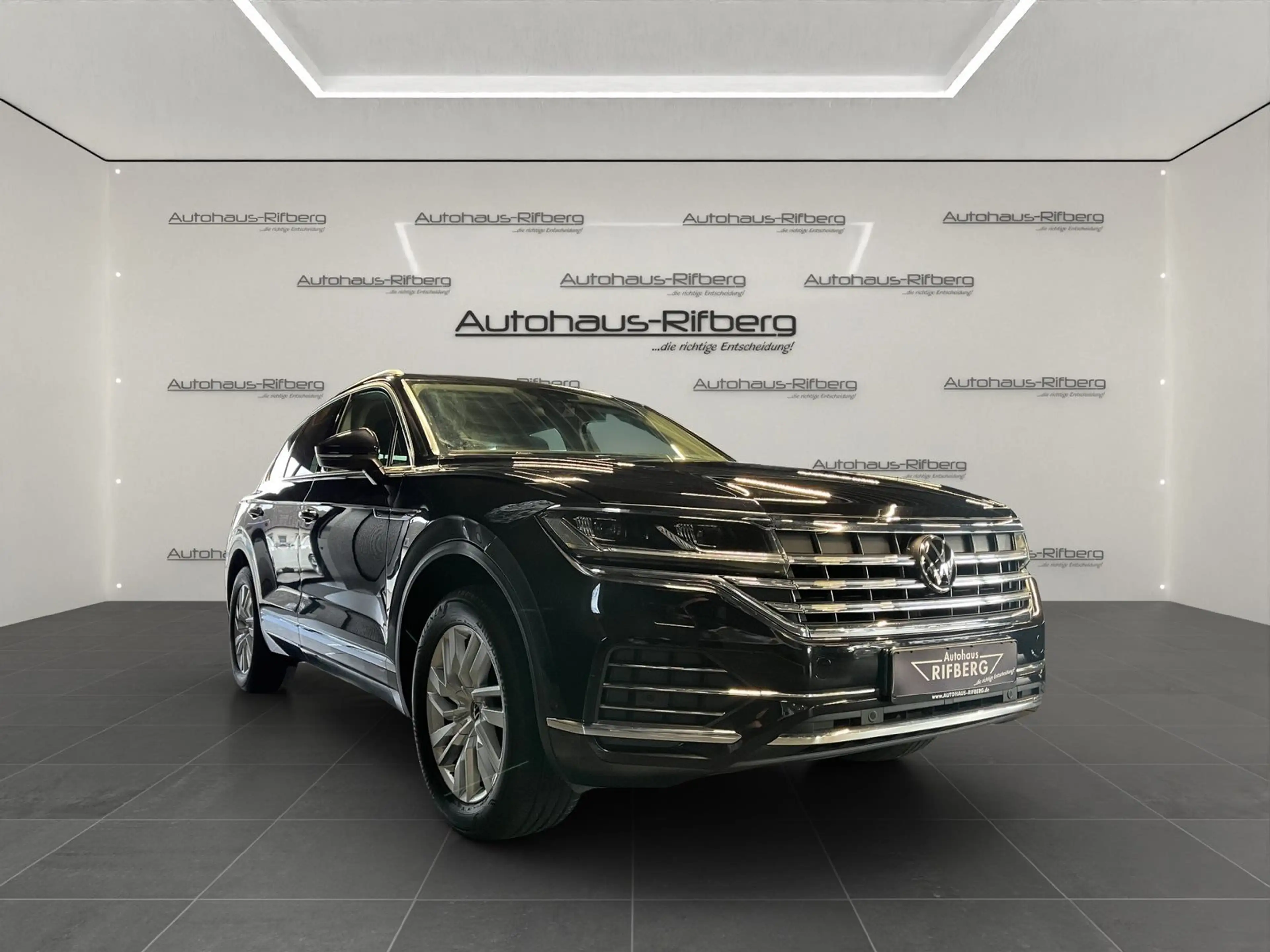 Volkswagen Touareg 3.0 TDI Atmosphere Standhe/AHK/ACC/LEDER — photo 3