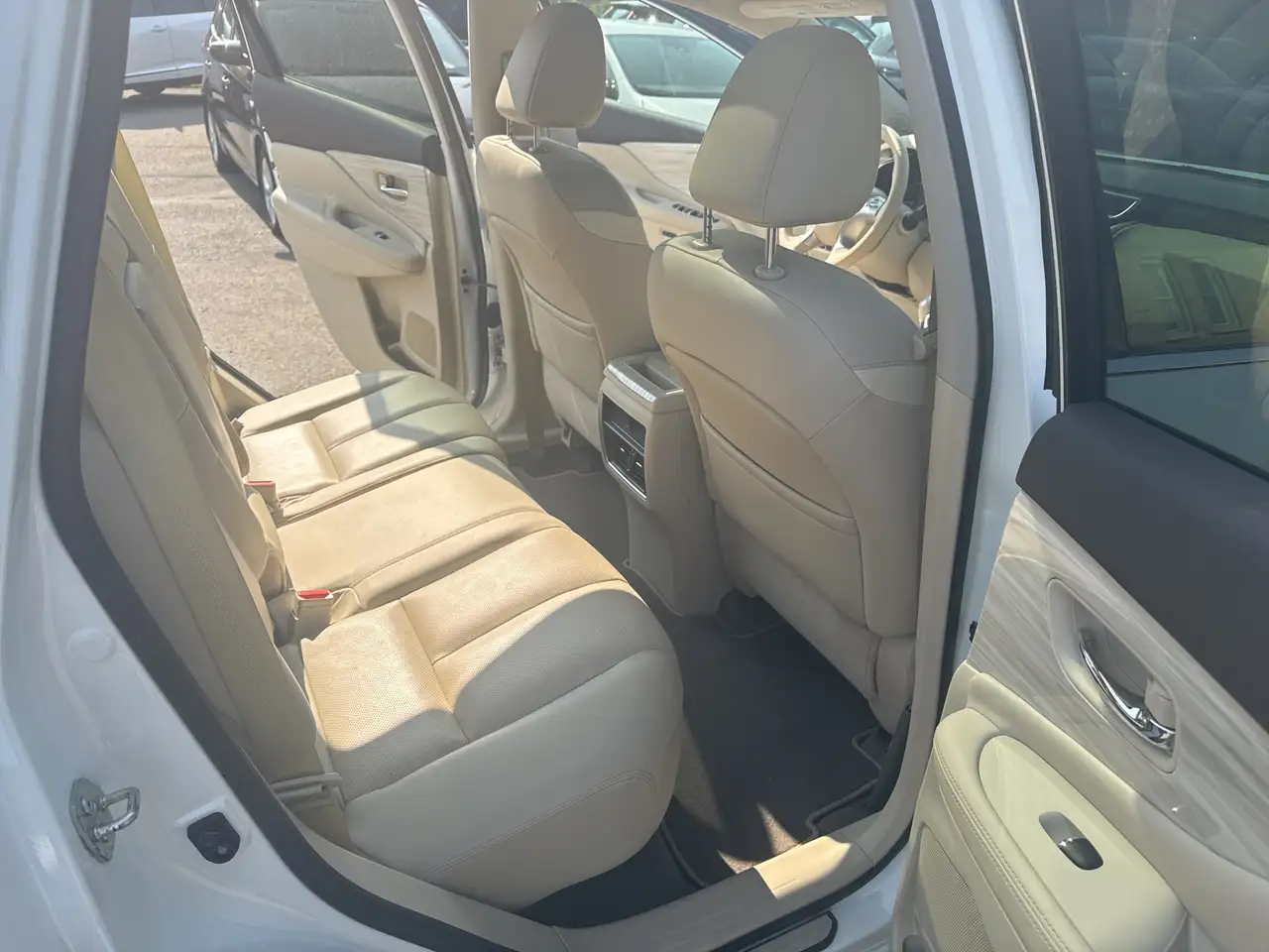 Nissan Murano снимка Nissan Murano