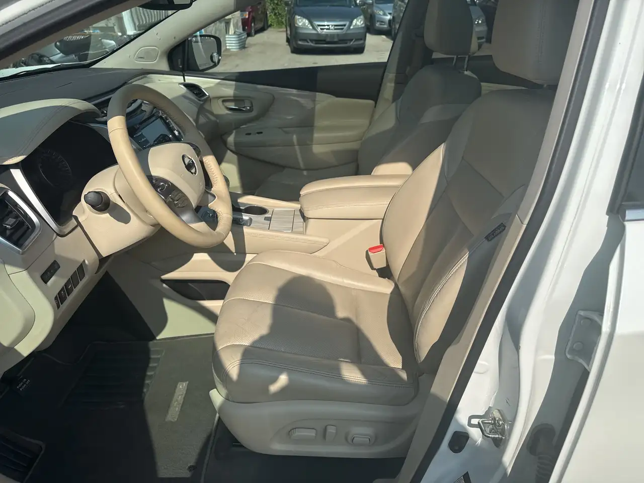 Nissan Murano снимка Nissan Murano