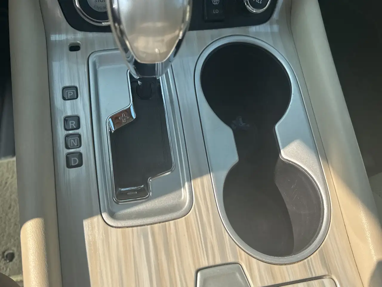 Nissan Murano снимка Nissan Murano
